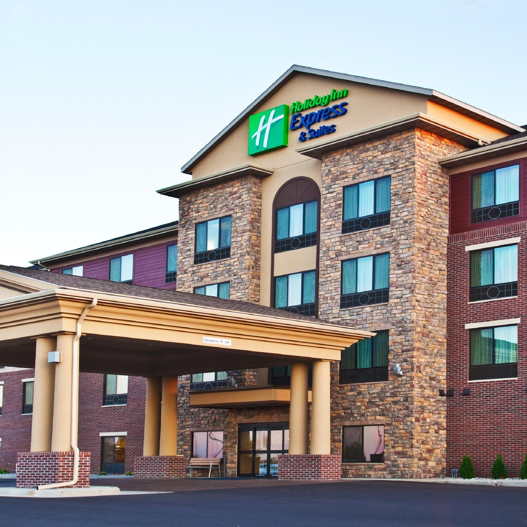 holiday-inn-express-and-suites