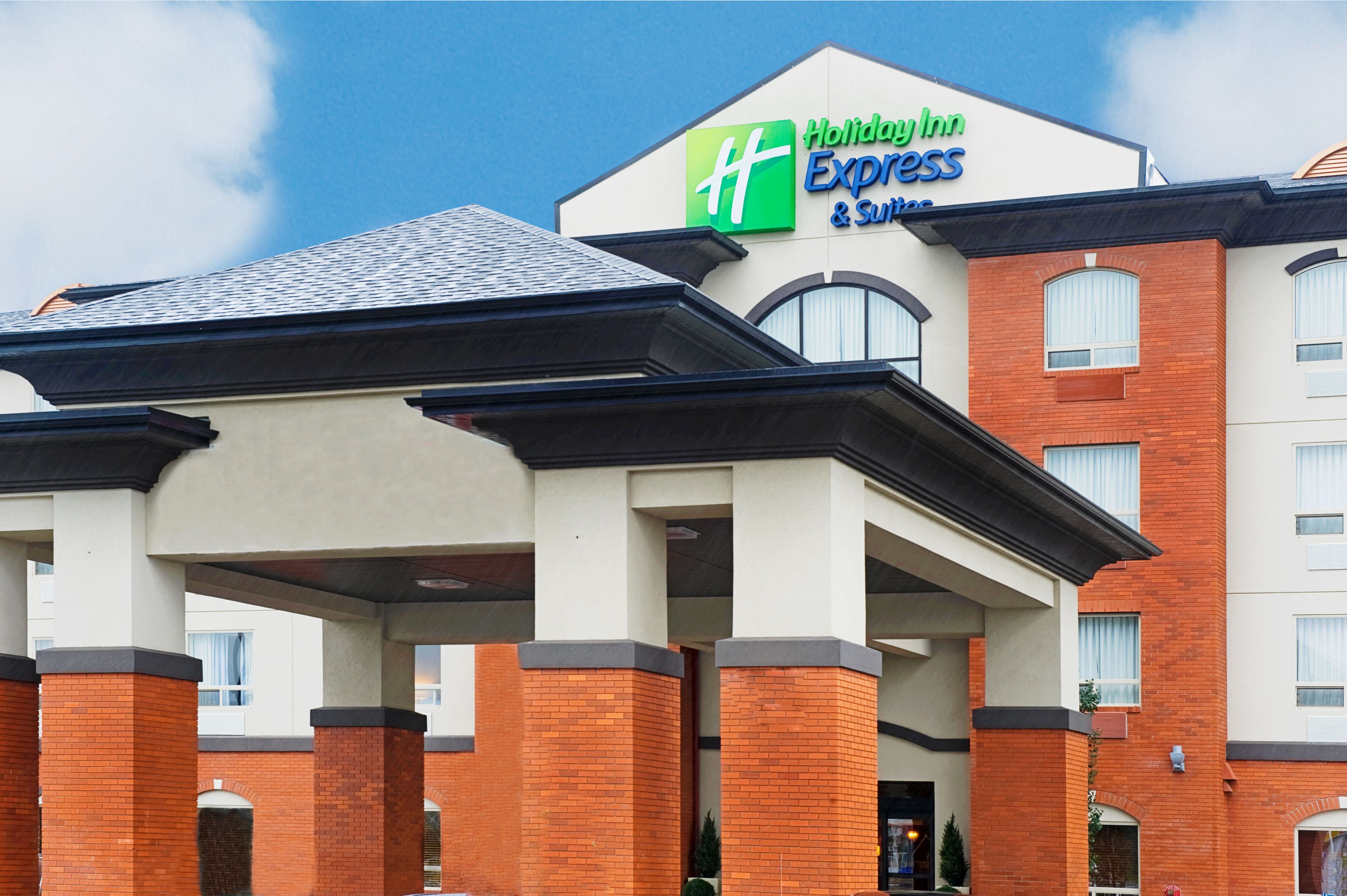 Holiday Inn Express & Suites Slave Lake