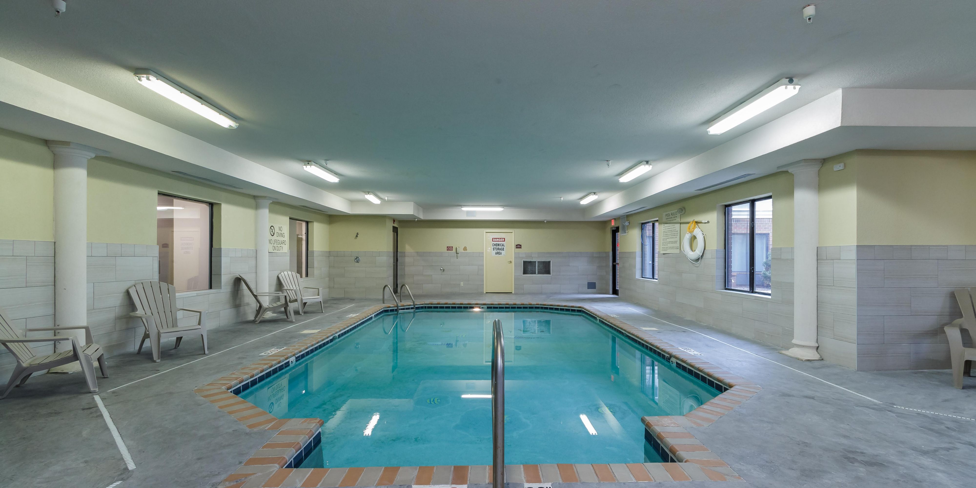 Relax in our indoor pool which is great to use every day for every season.