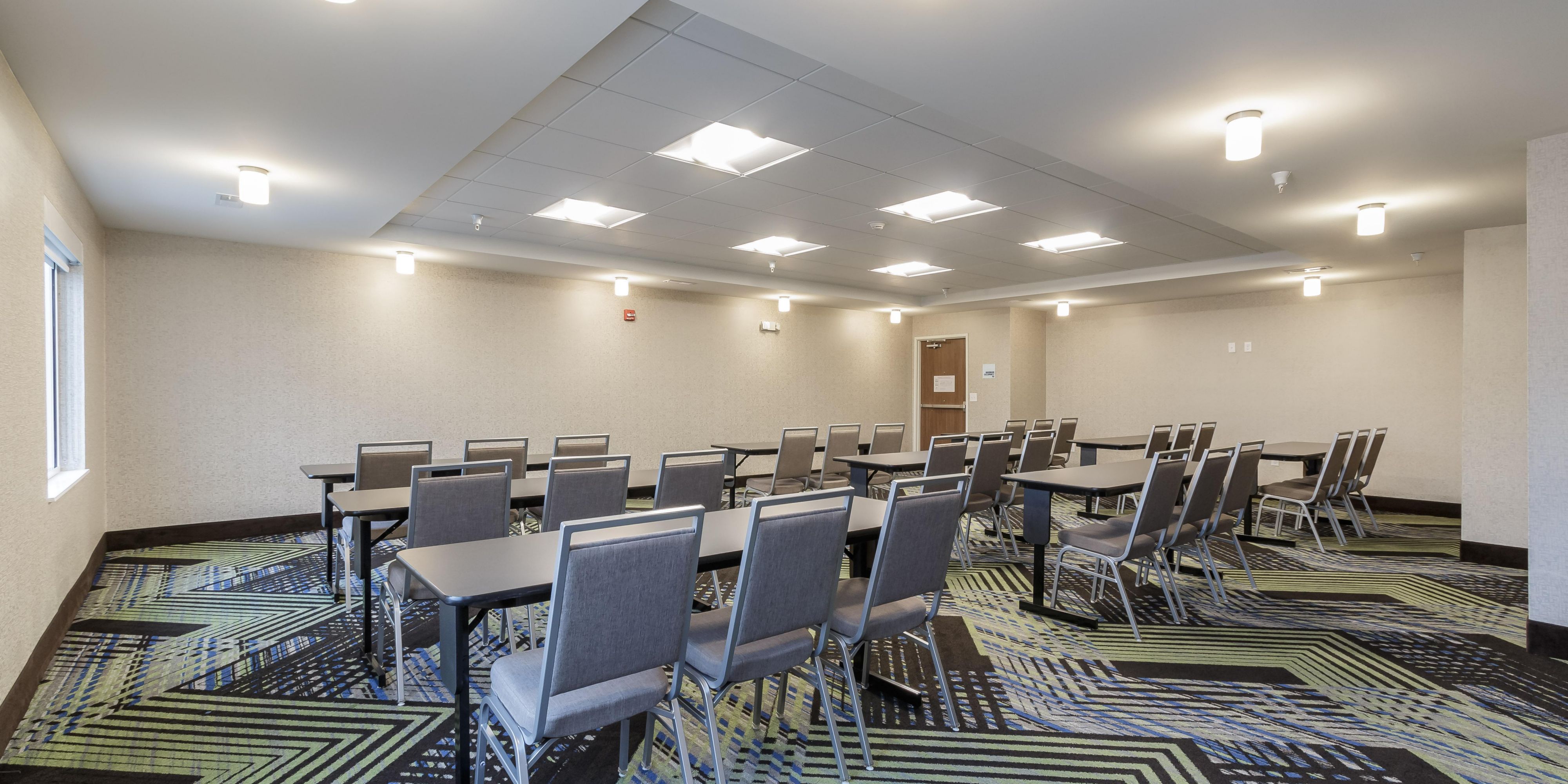 Bring your group to the Holiday Inn Express! We can accommodate up to 50 people theatre style. For questions or to book by phone: 1-574-2911040 or by email: Tawn Burnley at tburnley@jskhospitality.com.