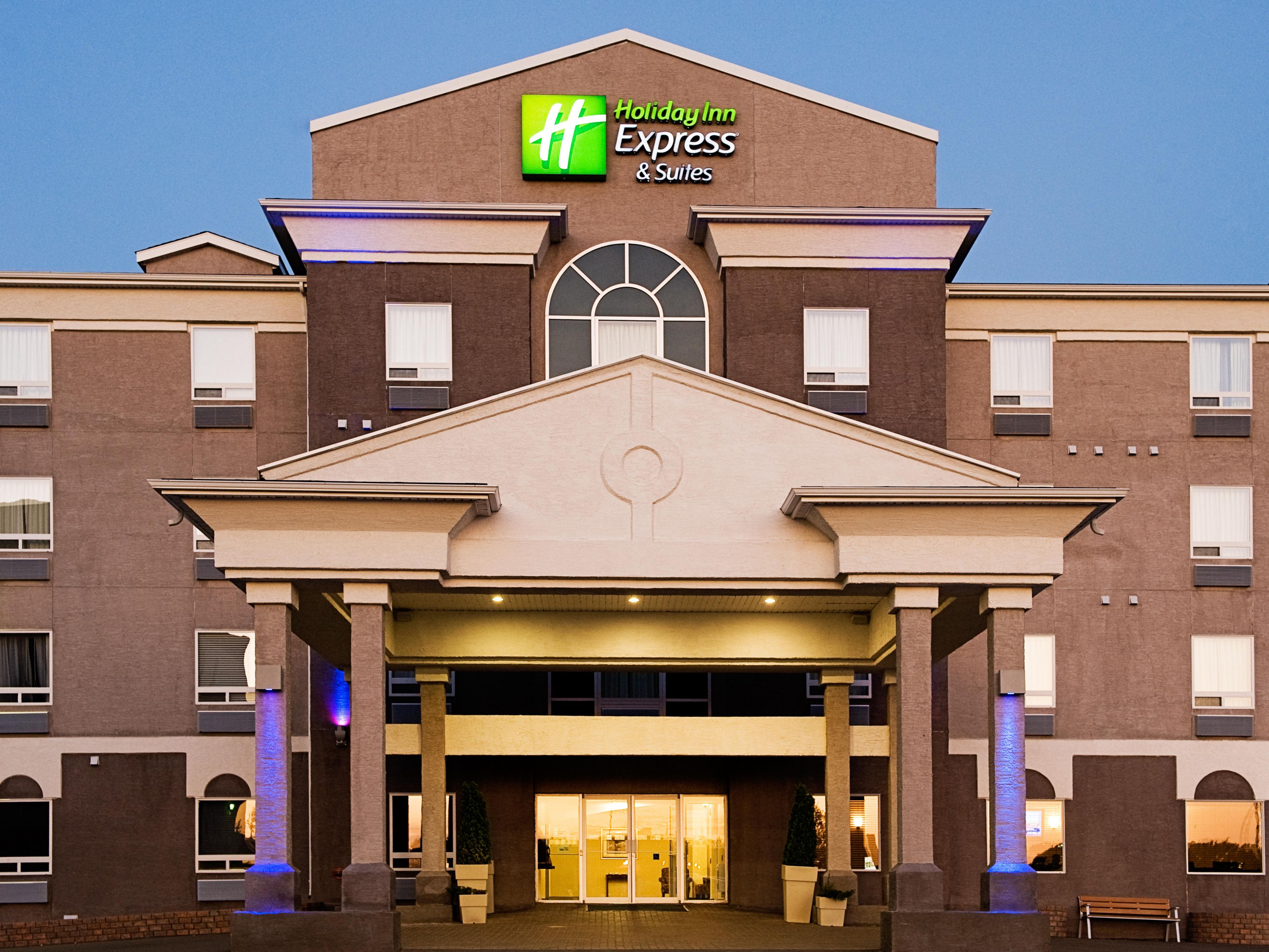 Holiday Inn Express & Suites ReginaSouth Hotel by IHG