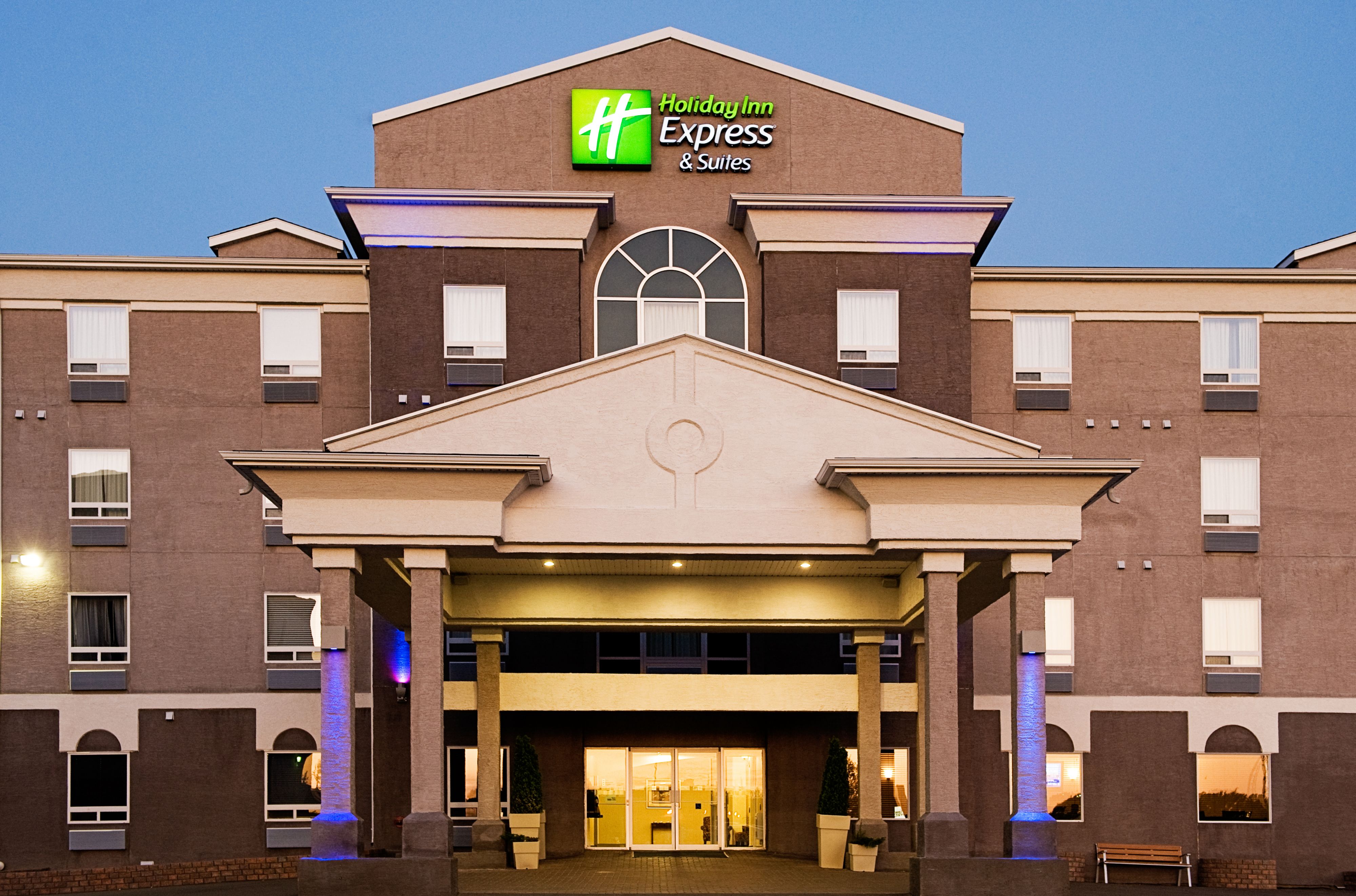 Holiday Inn Express & Suites REGINA - 南