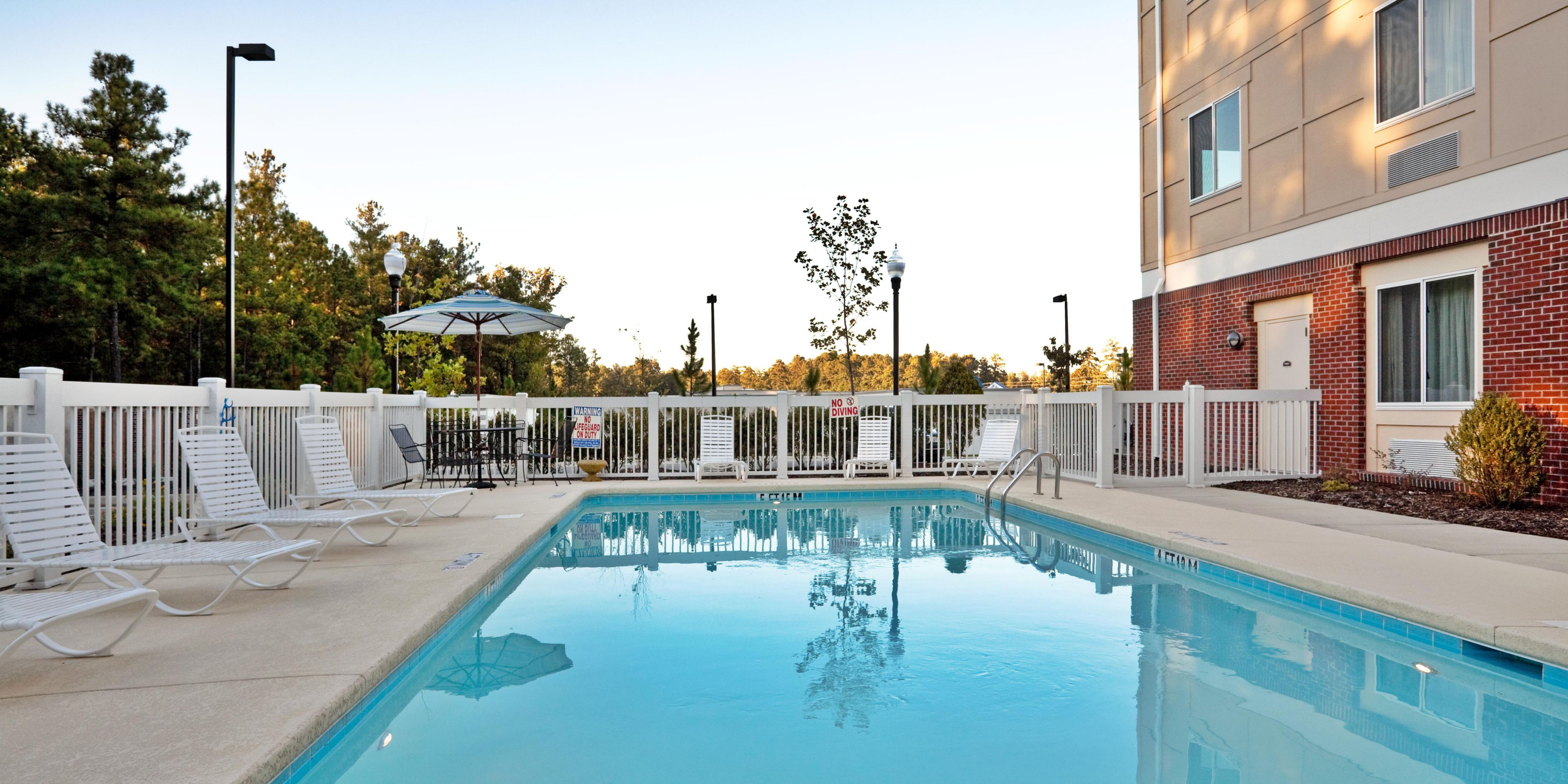 Life is better at the pool! Nothing like taking a dip to cool off and get in that summertime mood.