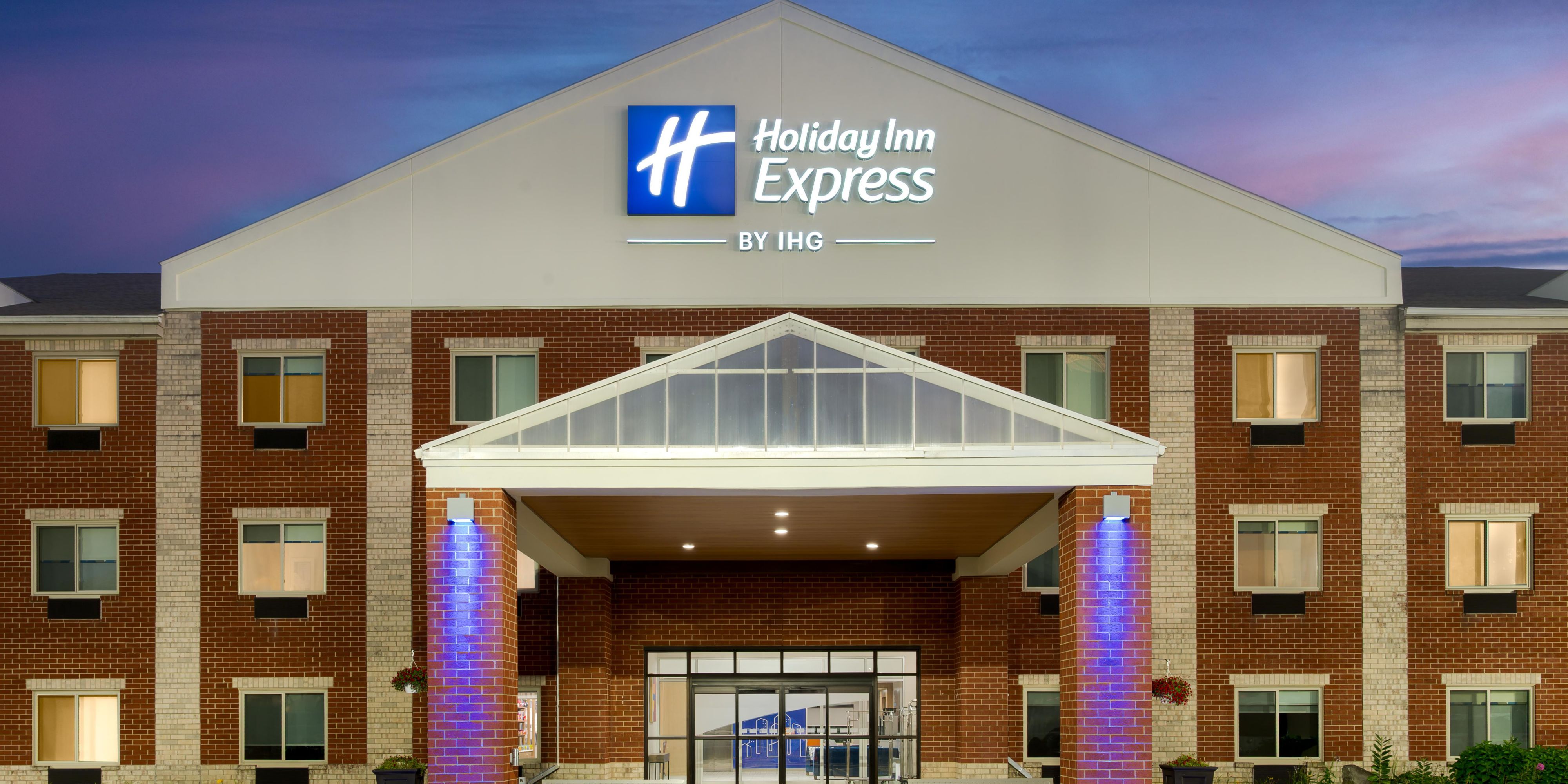 Holiday Inn Express & Suites Southfield - Detroit