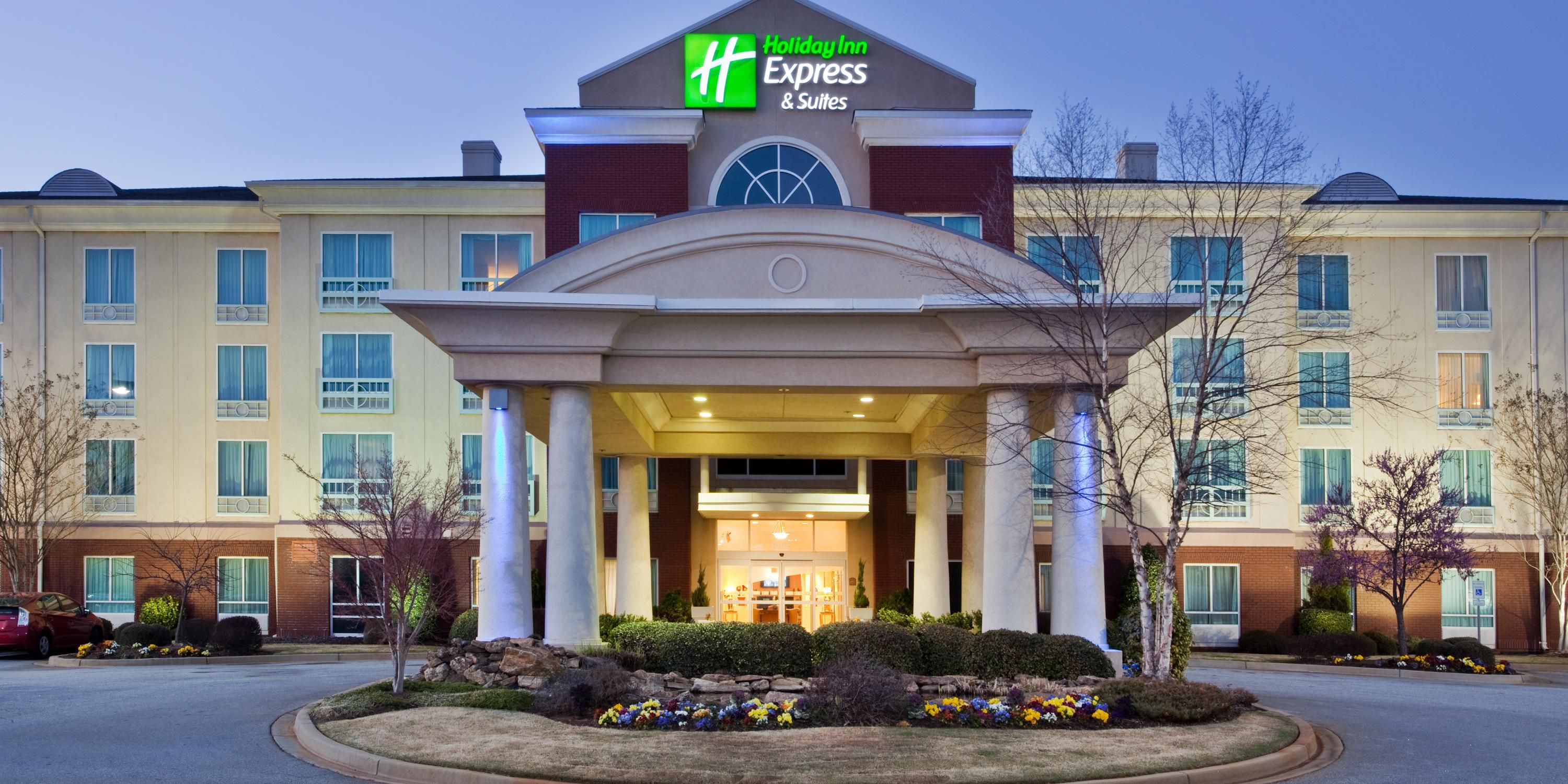 Holiday Inn Express & Suites I-26 & Us 29 At Westgate Mall