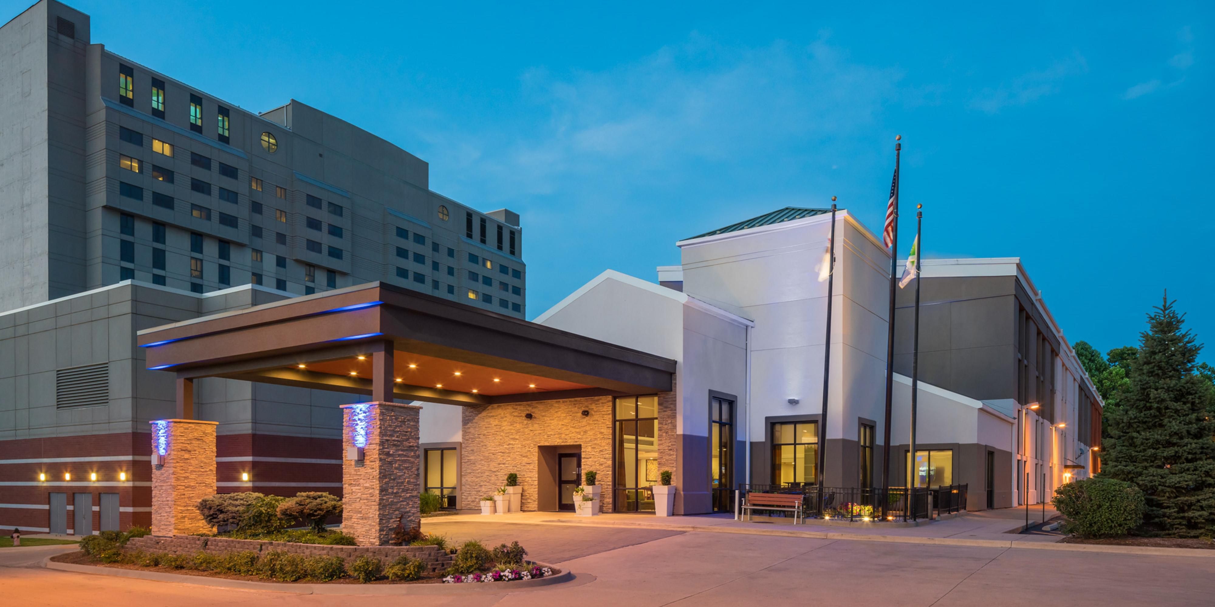 Holiday Inn Express And Suites Springfield 4640313539 2x1