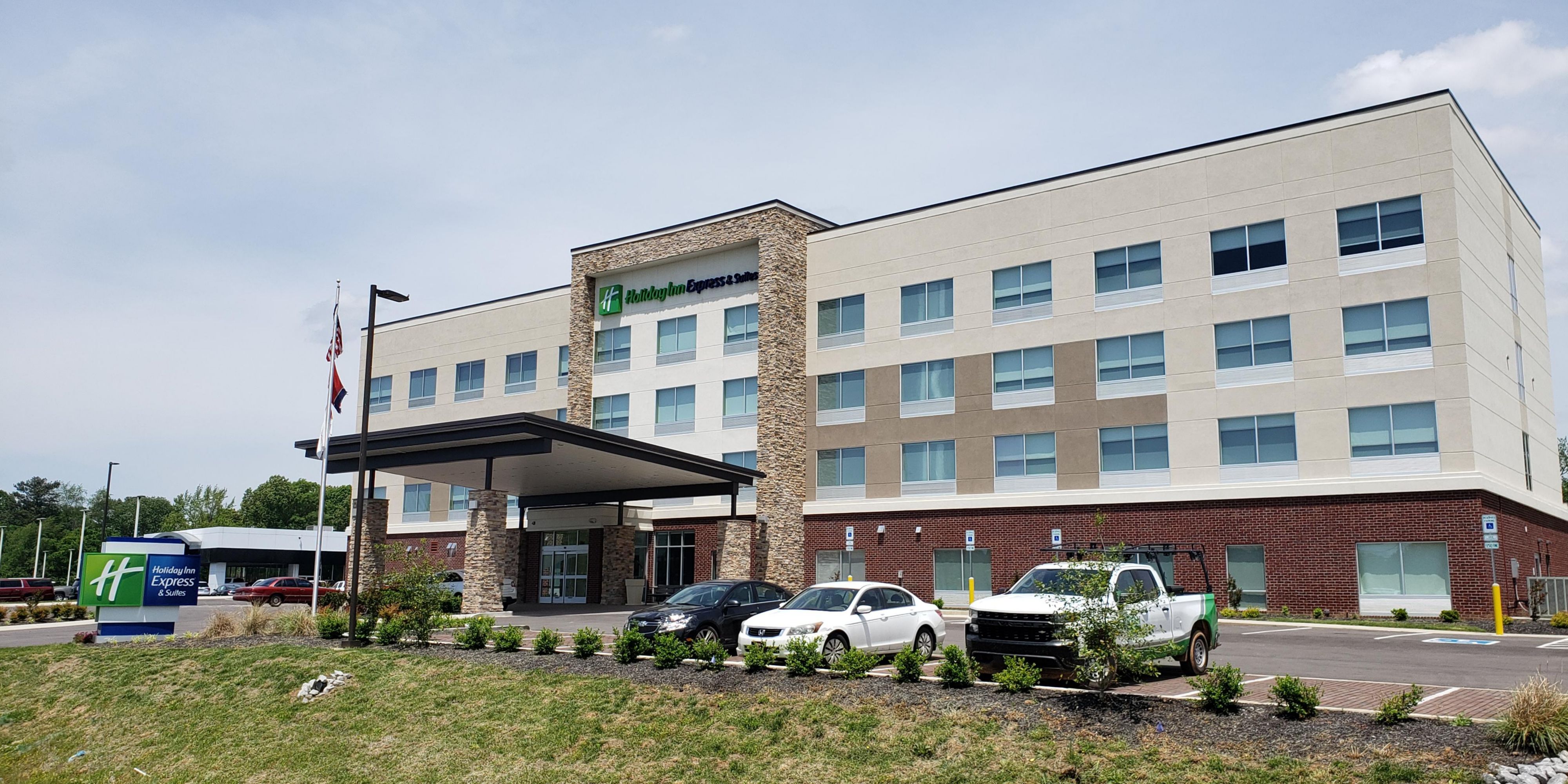 Holiday Inn Express & Suites Nashville North - Springfield
