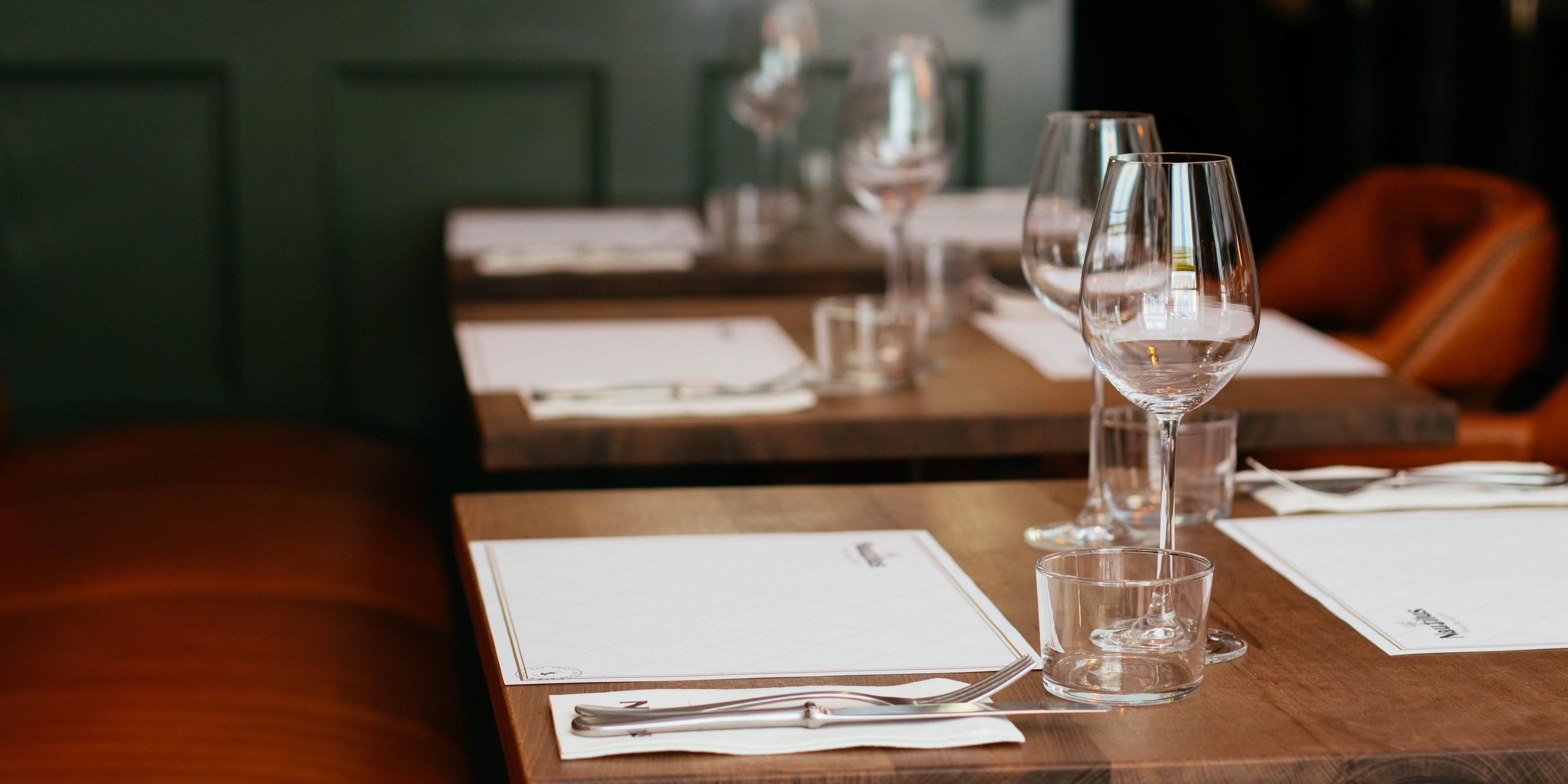 Find discounts to many Local Spruce Grove restaurants within our shared parking complex! Stop by and ask our Guest Services Department for more information, discounts included with all rates and reservation types. 