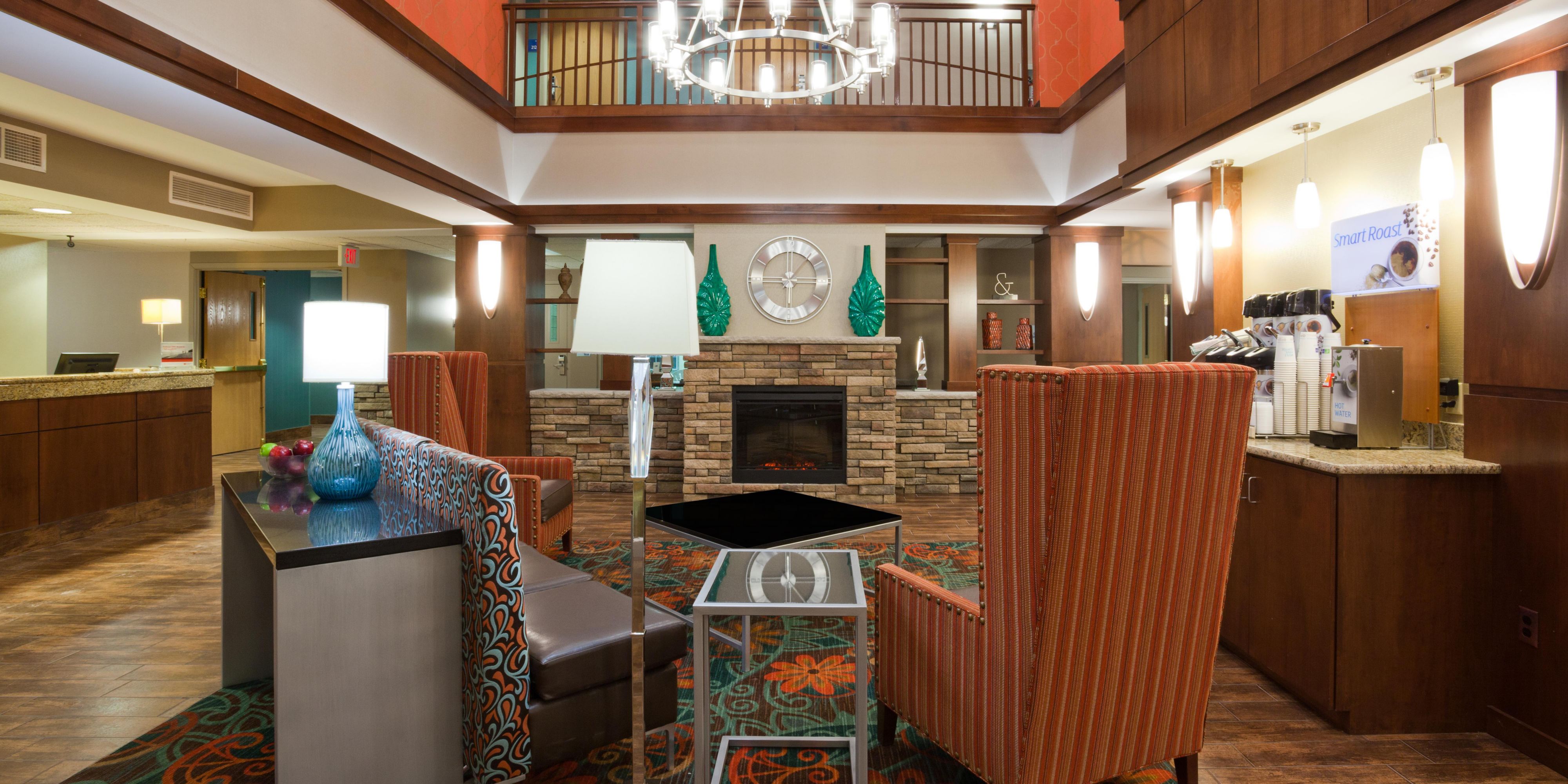 Holiday Inn Express & Suites St. Cloud