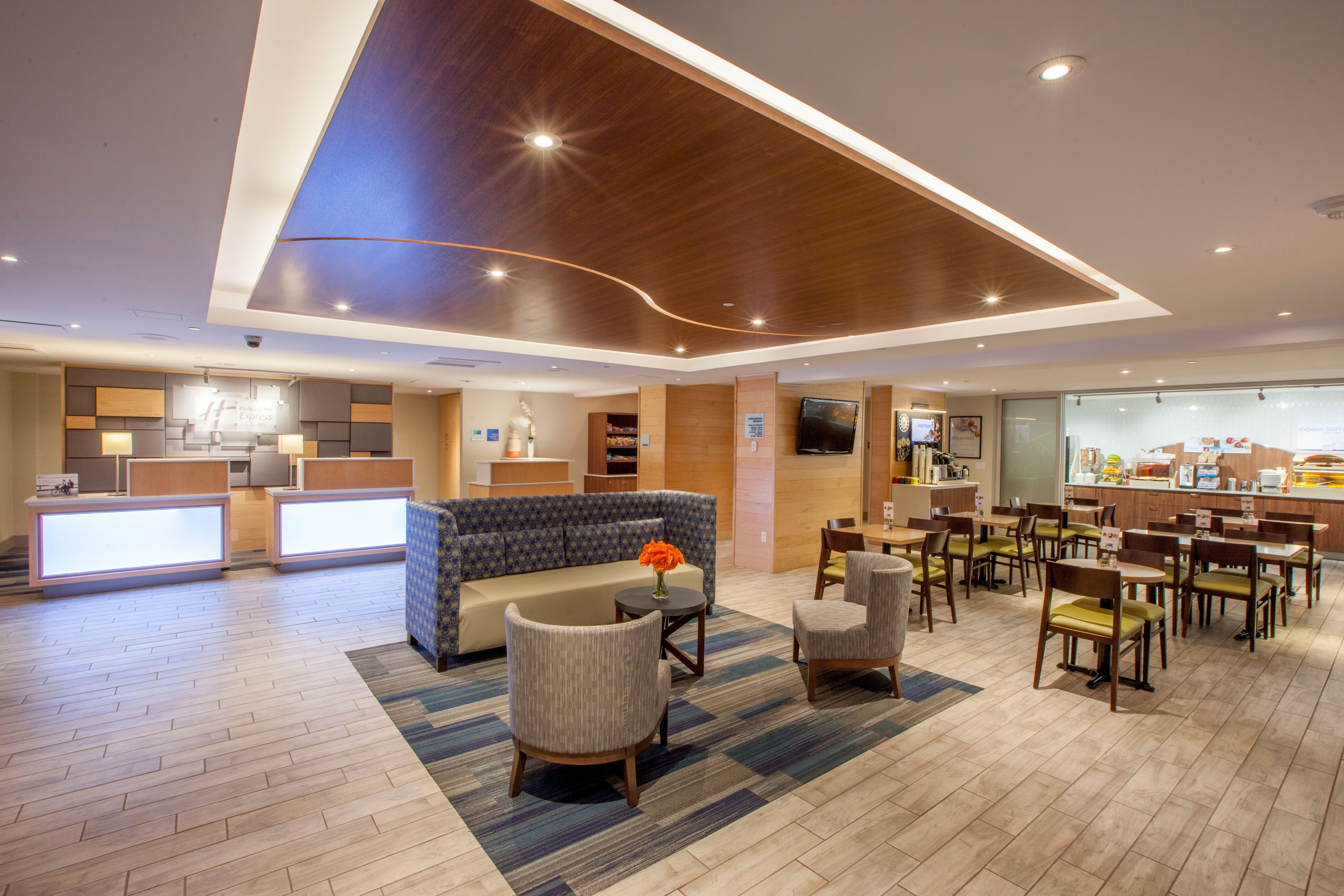 Holiday Inn Express & Suites 圣约翰君临天下