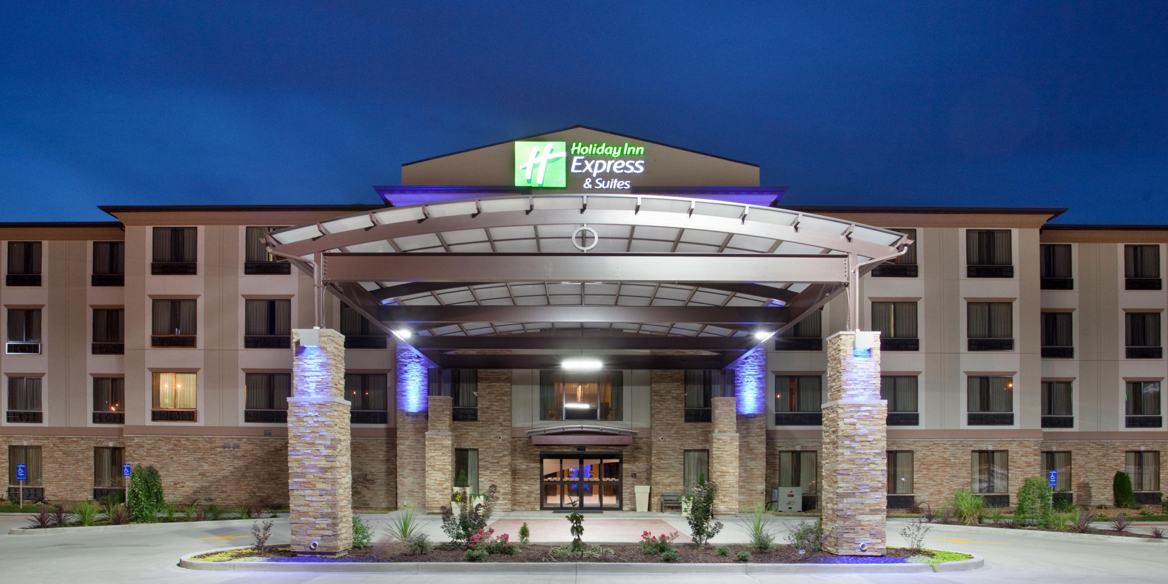 Holiday Inn Express & Suites St Louis Airport Map & Driving Directions | Parking Options for ...