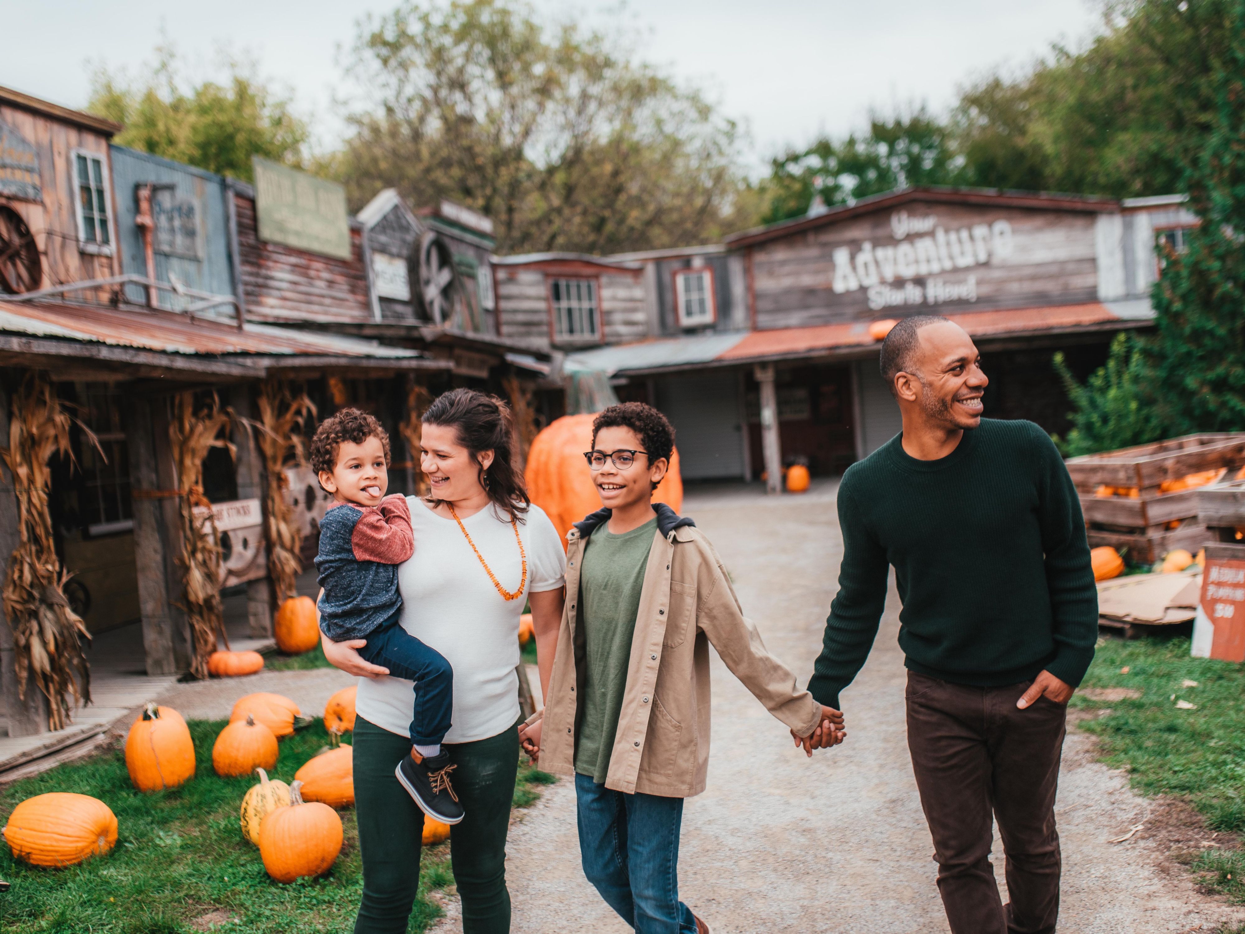 Holiday Inn Express & Suites St. Thomas is conveniently located near Clovermead Adventure Farm, making it the perfect place to stay for families and visitors looking to explore this fun-filled attraction this Fall. Guests can enjoy outdoor play areas, animal barns, wagon rides, corn mazes, pedal go-karts & zip lines.