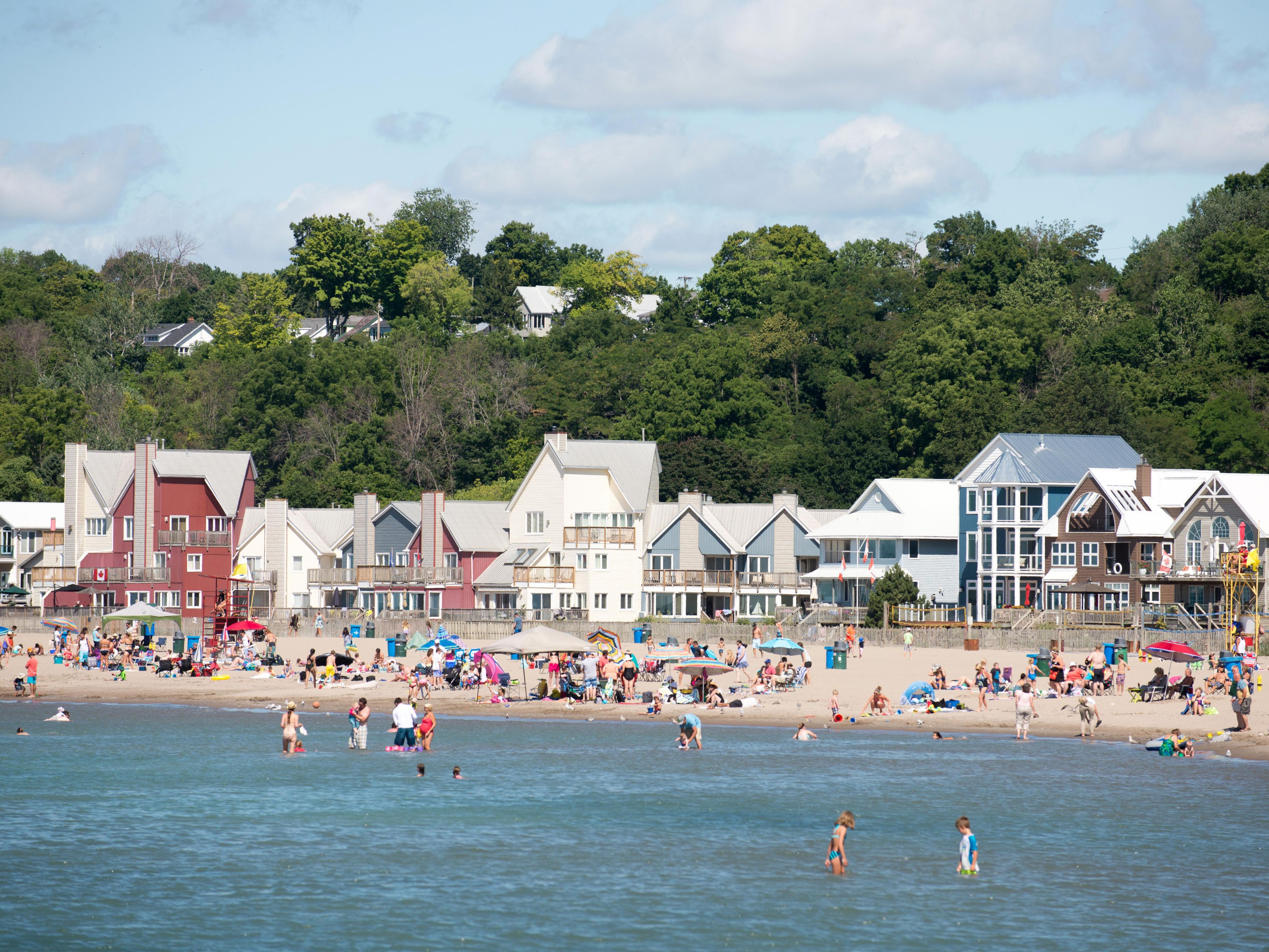 Soak up summer with a Staycation at Holiday Inn Express & Suites St. Thomas, located only 20 minutes from Port Stanley Beach. Spend a sun-filled day lakeside, stroll through scenic trails, explore historic downtown or visit a local craft brewery/winery. After your adventure, unwind in our indoor hot tub or cozy up in your spacious guestroom.