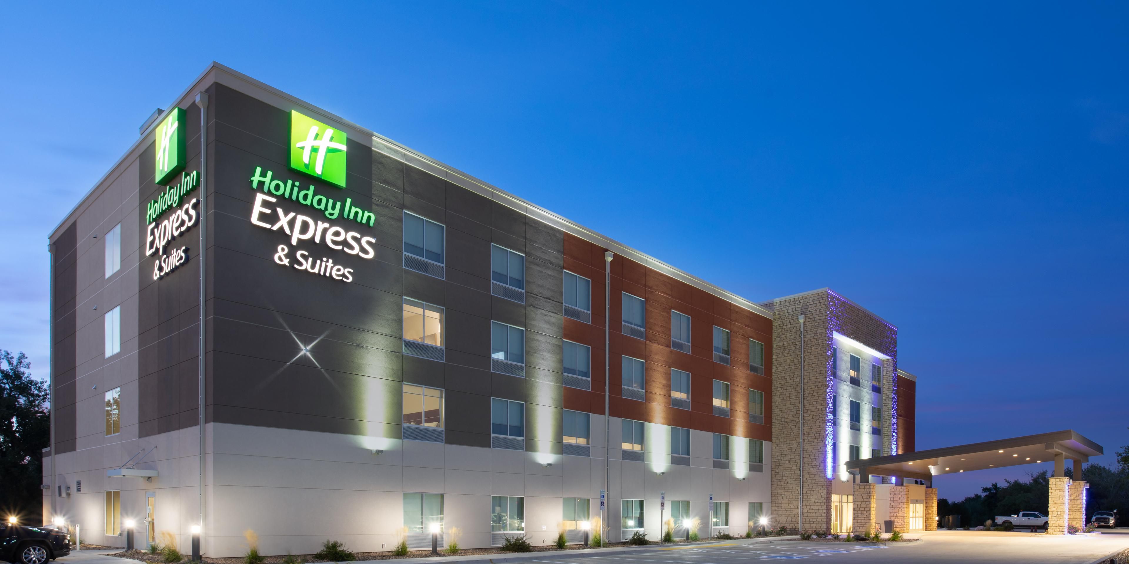 Holiday Inn Express & Suites Sterling