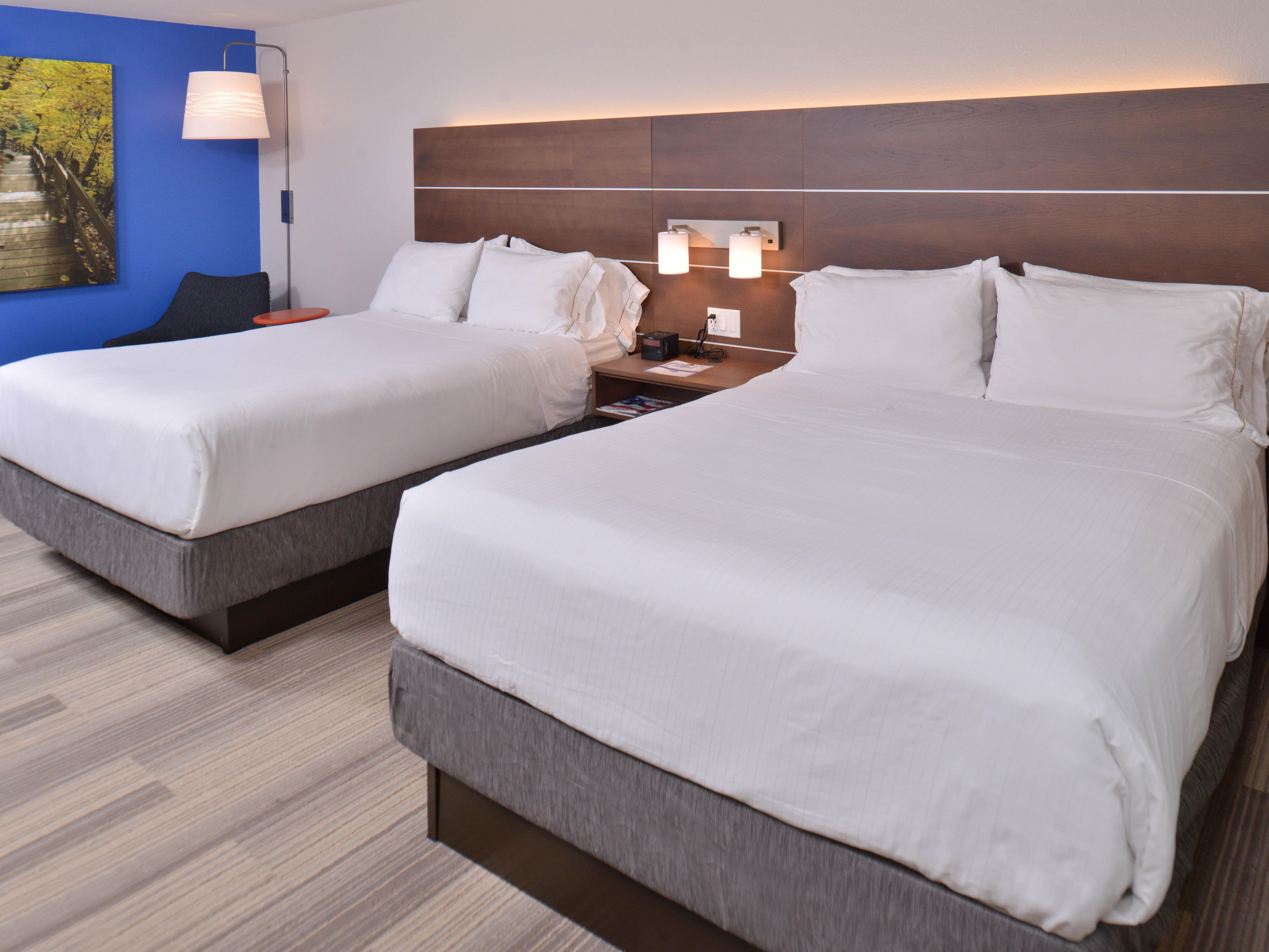 Indulge yourself in our warm, welcoming queen guest rooms.