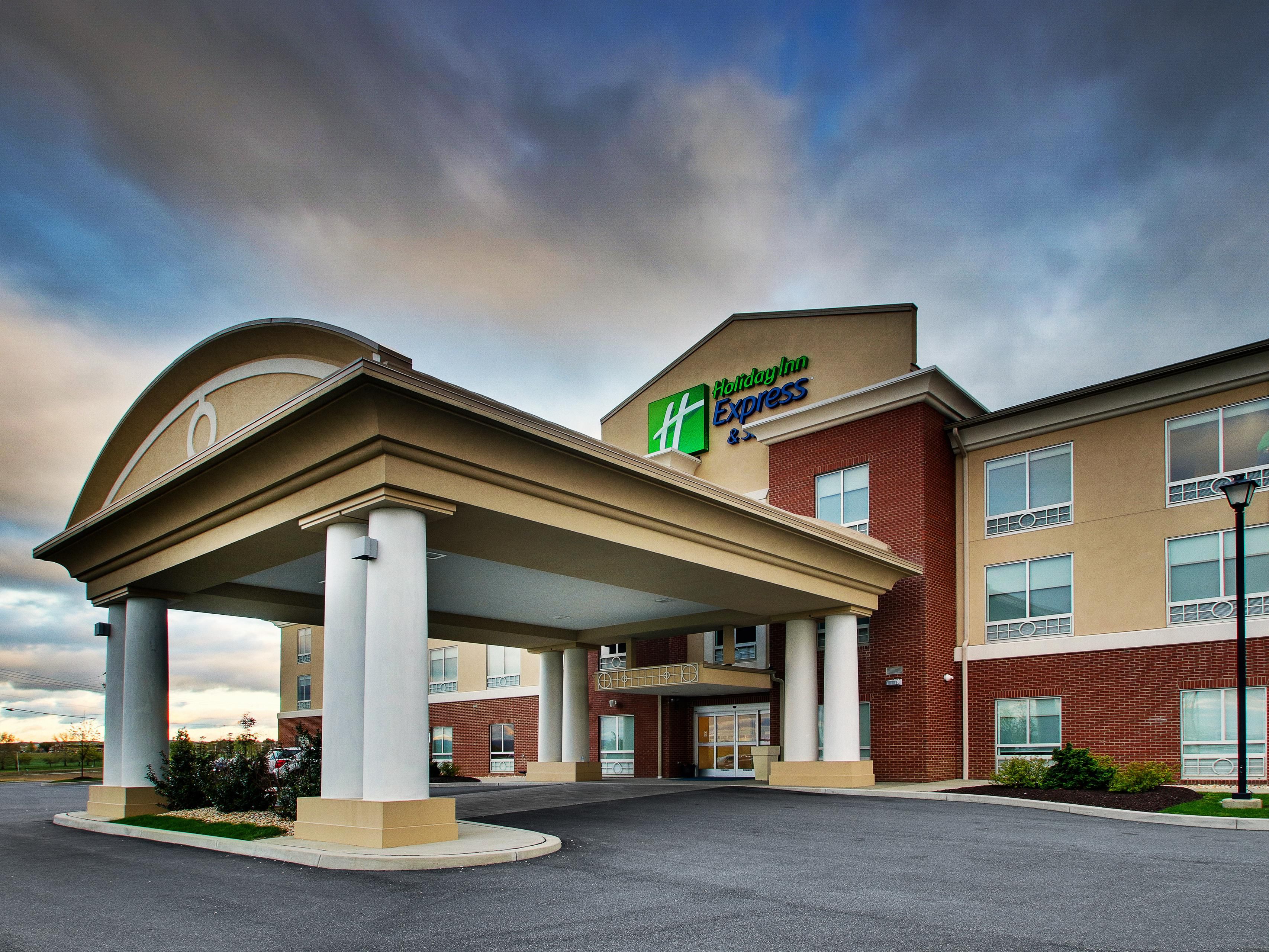 Hotels near Dutch Wonderland | Holiday Inn Express & Suites Lancaster