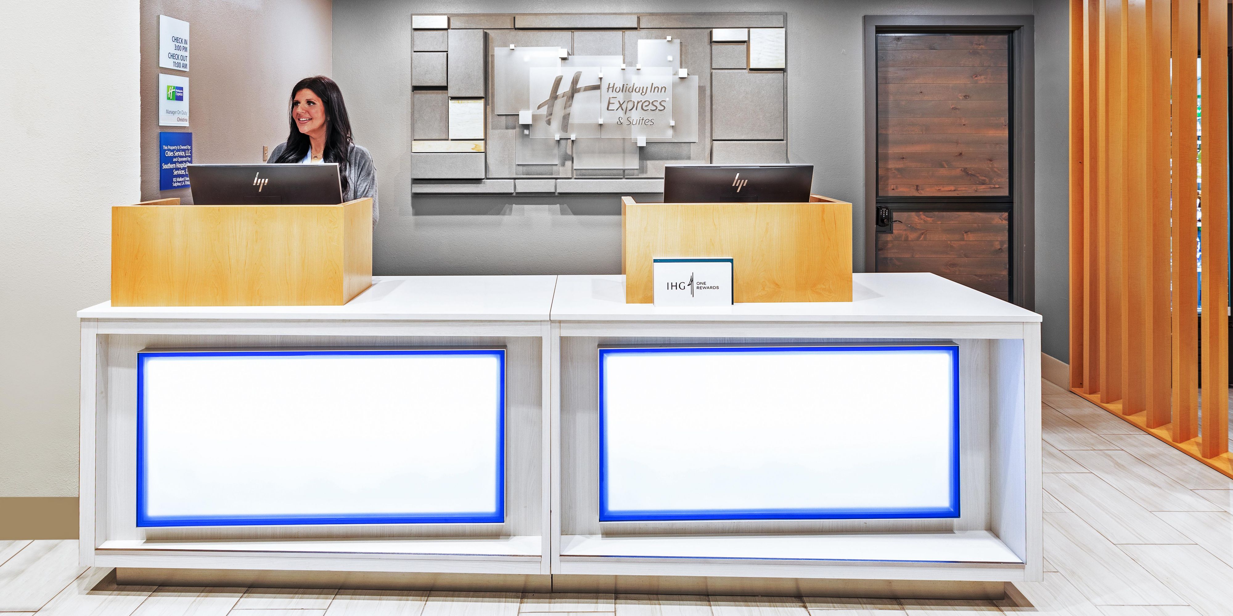 When you stay with us near Lake Charles, your comfort is our top concern. Our recent renovations provide all the conveniences of home. Our modern amenities add to your enjoyment and relaxation. We pride ourselves on catering our service to meet your needs, and our full-service staff goes the extra mile to make you smile. 
