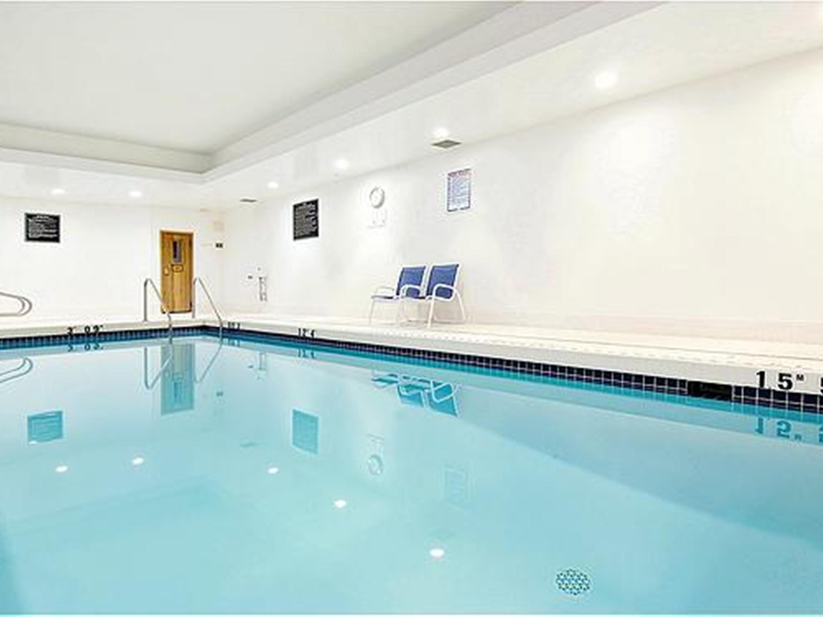 The pool, whirlpool and sauna are OPEN!