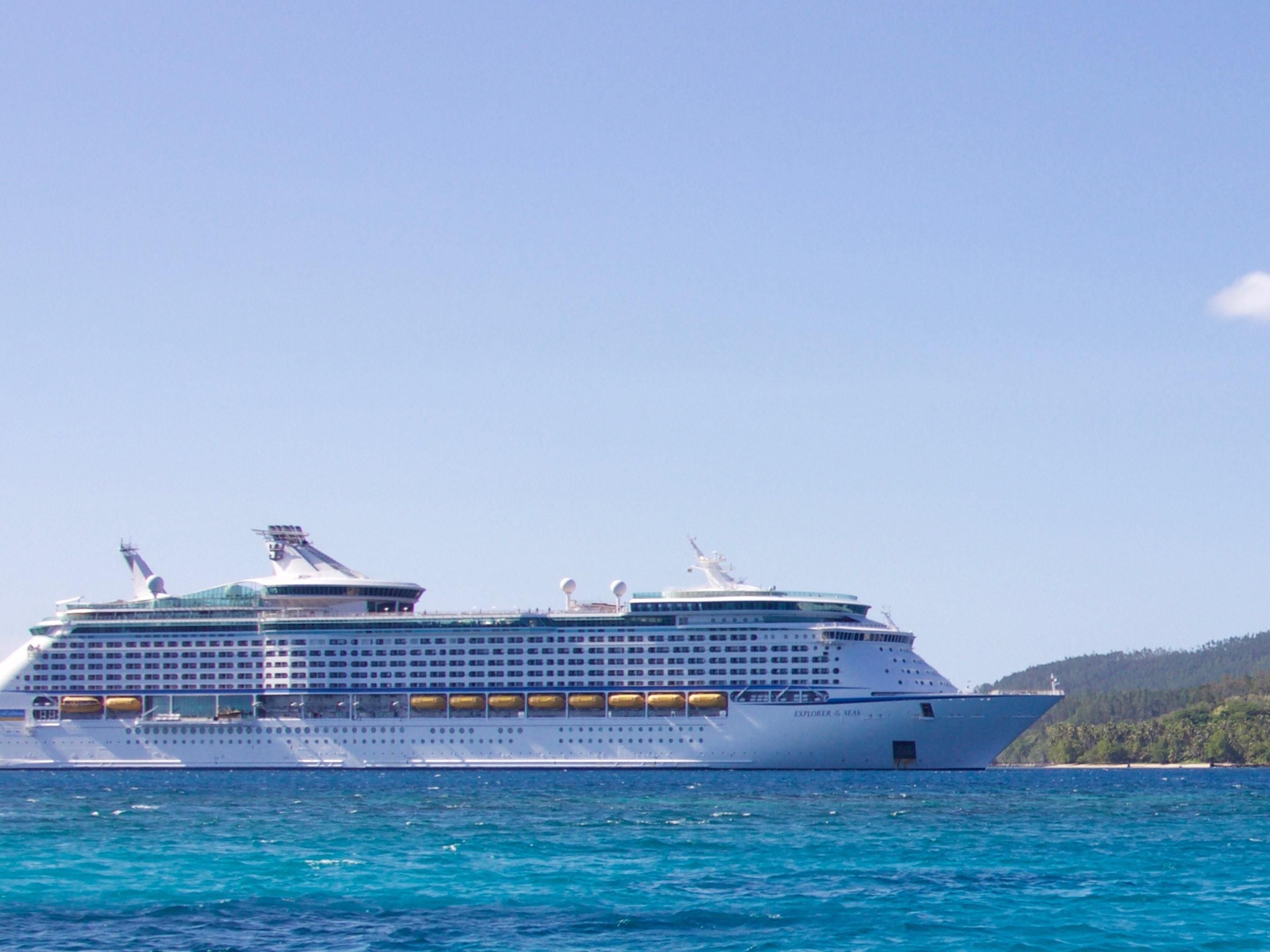 Our Hotel is 4 miles from the Cruise port featuring vessels from Carnival, Royal Caribbean, Norwegian, Celebrity, and Margaritaville at Sea. Complimentary shuttle transportation available at select times.  We also offer special cruise packages that include parking.
