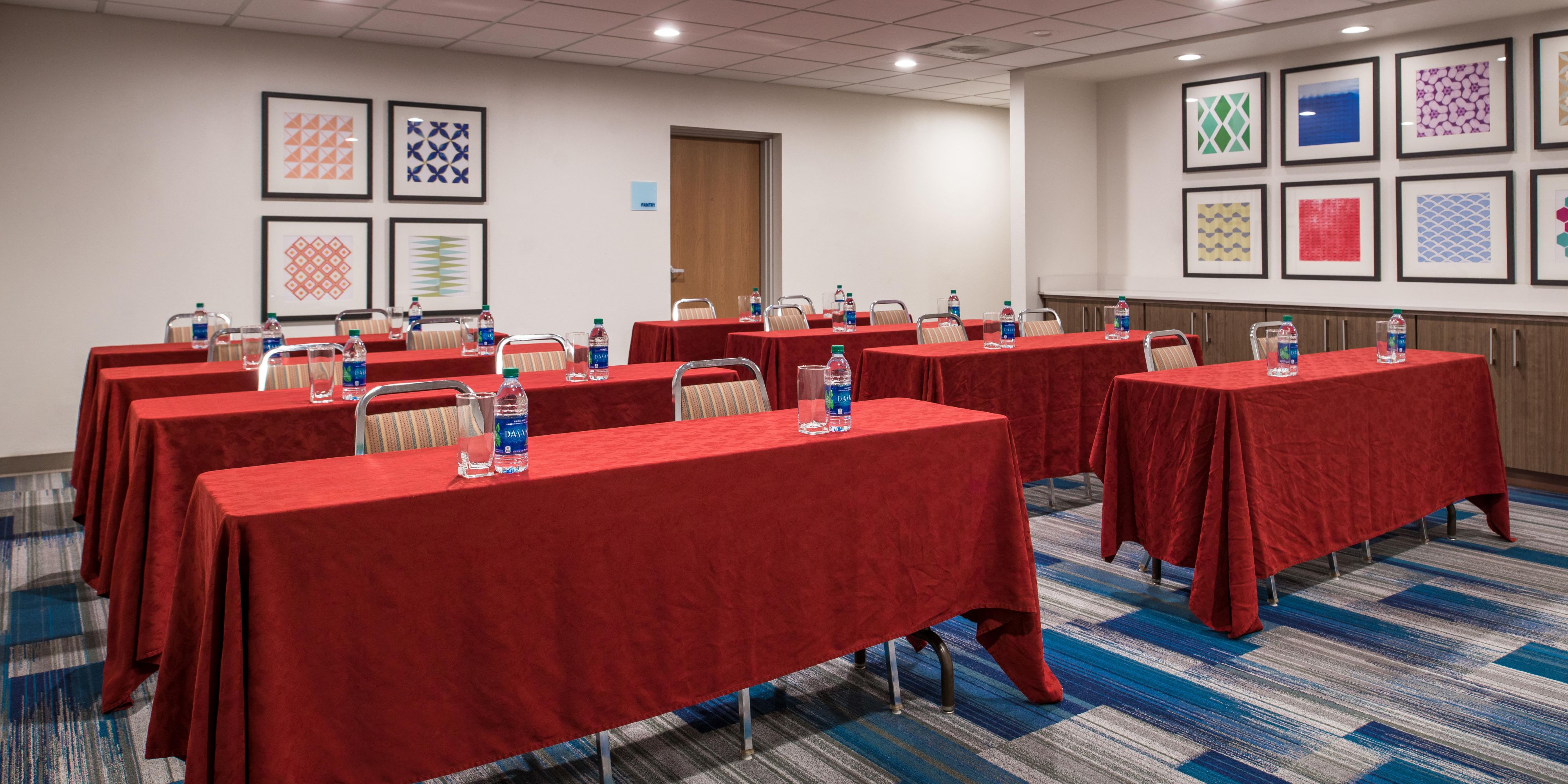 Our 500-sq-ft meeting space in Tampa, Florida can accommodate up to 40 people and is great for seminars and family reunions. Morning meetings can be catered by the Express Start Breakfast Bar, and assistance with off-site catering is available. Basic meeting supplies are included and A/V equipment is available to rent through a third party. 