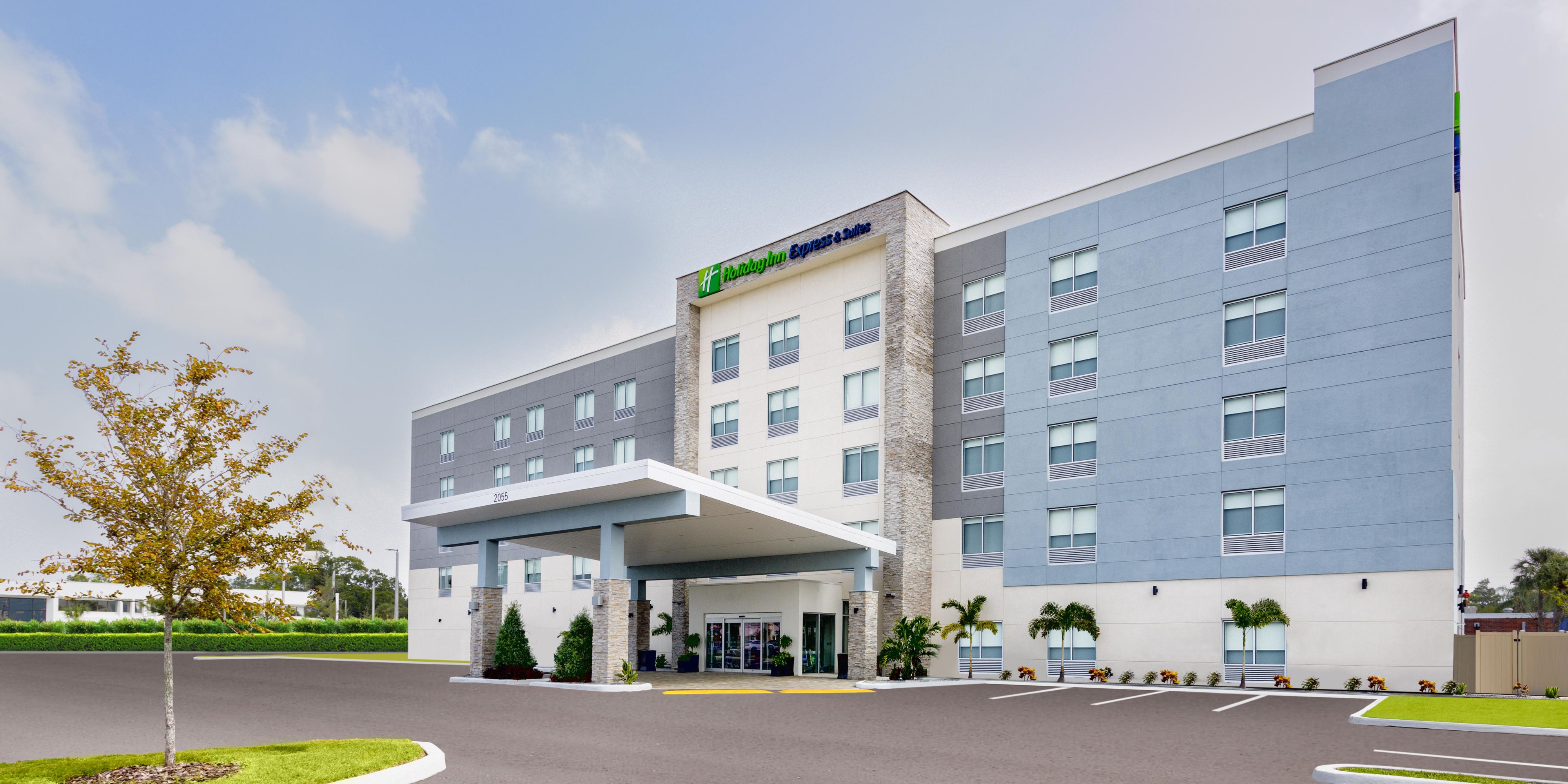 Holiday Inn Express & Suites Tampa Stadium - Airport Area