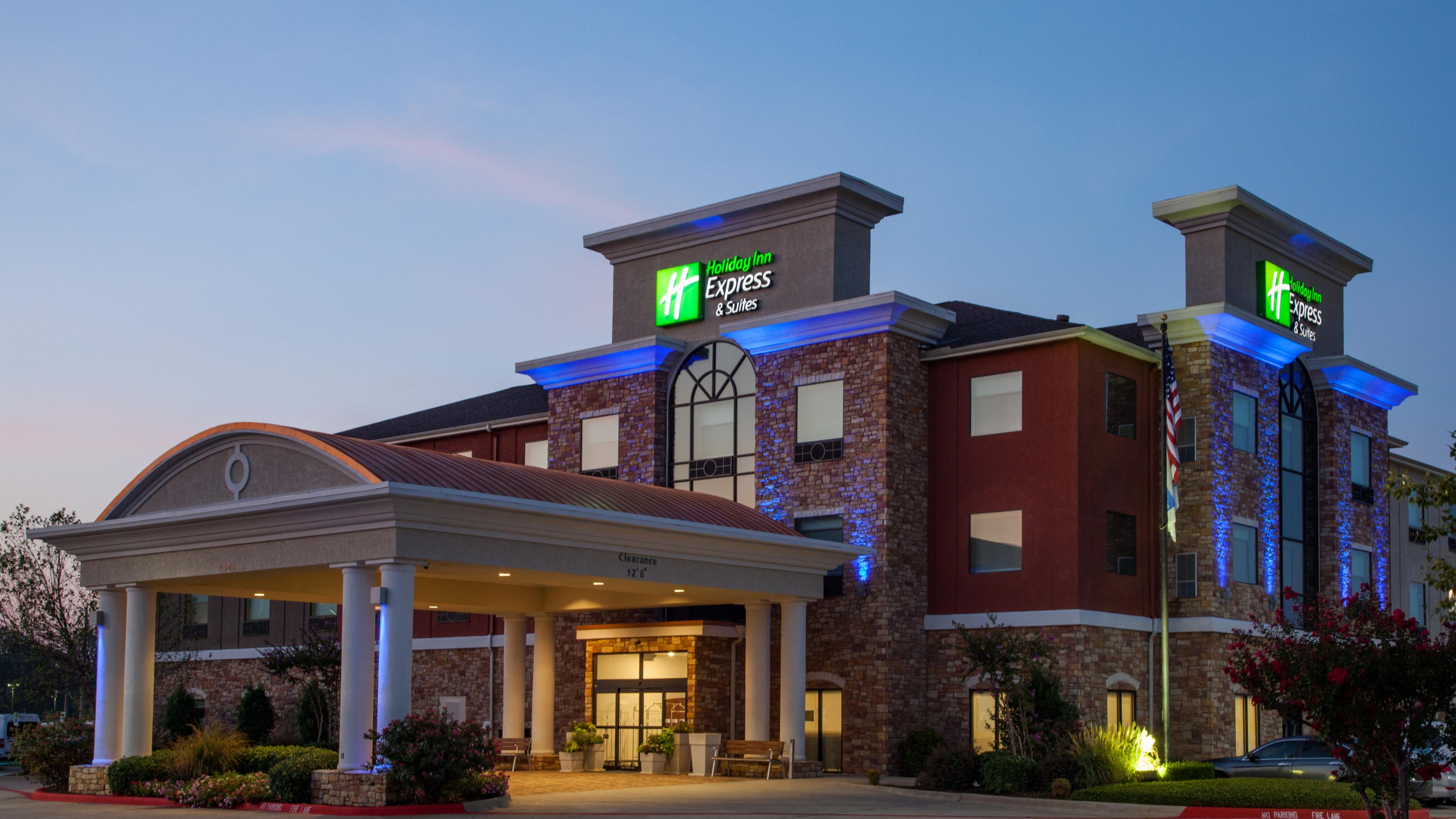 Top 5 Texarkana Hotels by IHG - July 2024