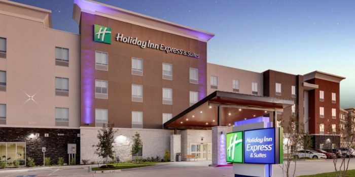 Holiday Inn Express & Suites Plano - The Colony