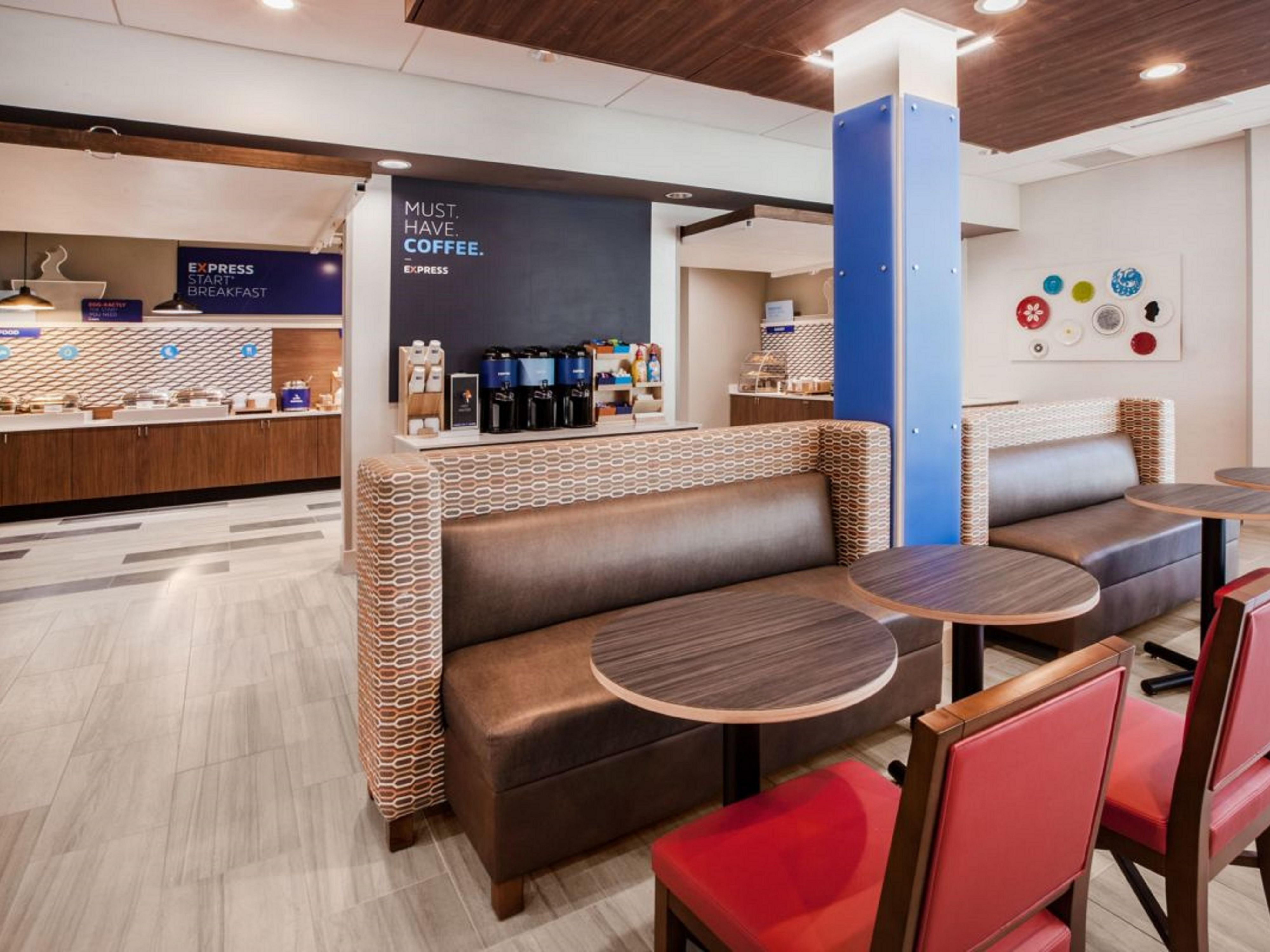 Savor the taste of freshly brewed coffee around the clock with our new bean-to-cup coffee machine, available 24/7 in the lobby. Elevate your stay with us and relish every sip of our exceptional coffee!
