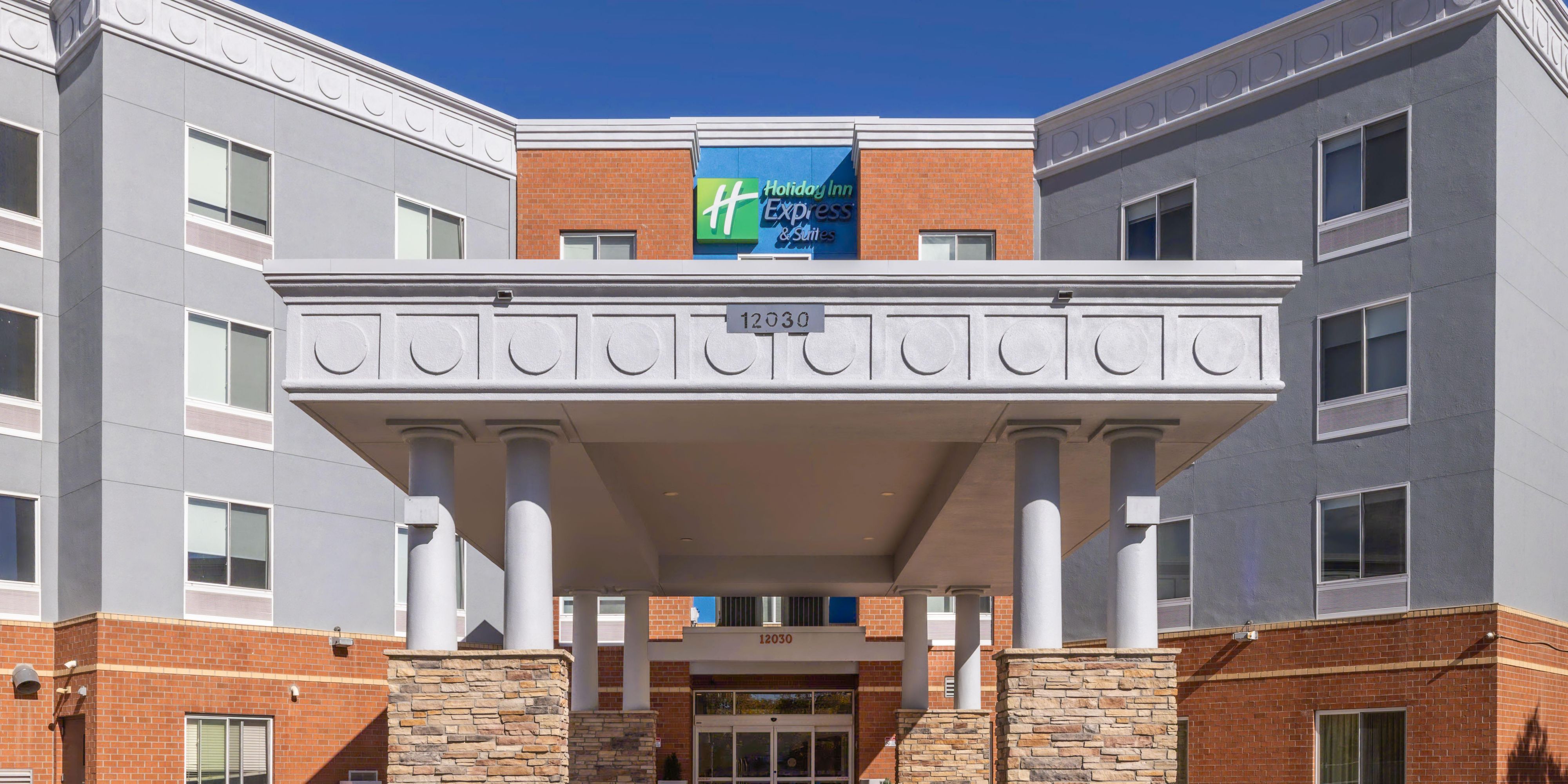 Holiday Inn Express & Suites Denver North - Thornton