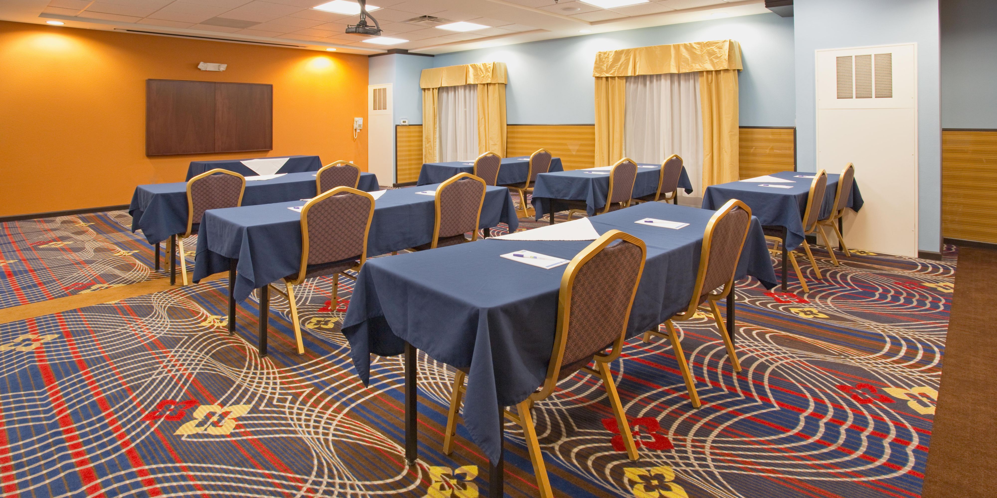 Need to hold a quick meeting? We have the space for you! Contact our Sales Team to discuss your needs. 