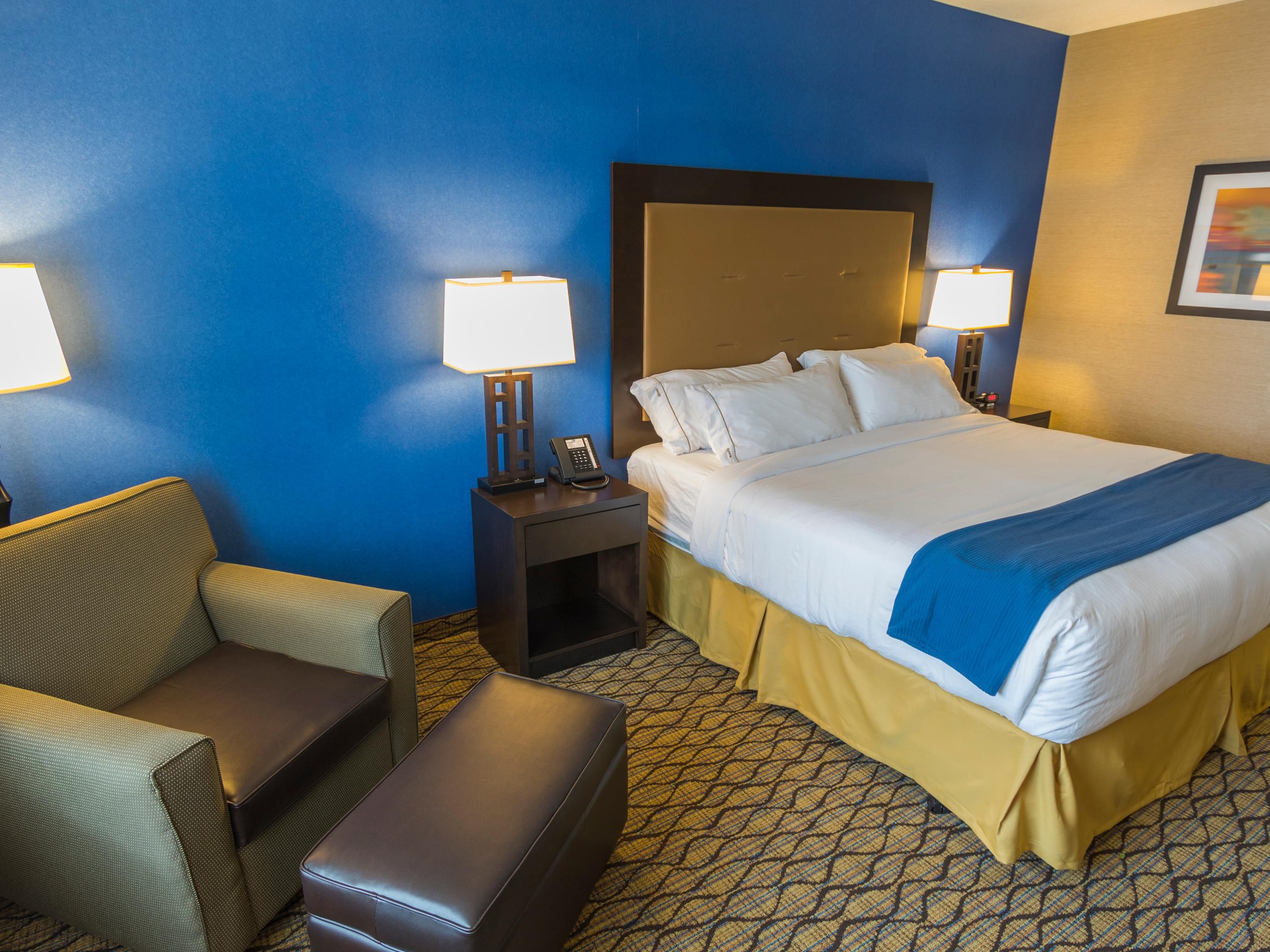 Guest Room with One King Size Bed