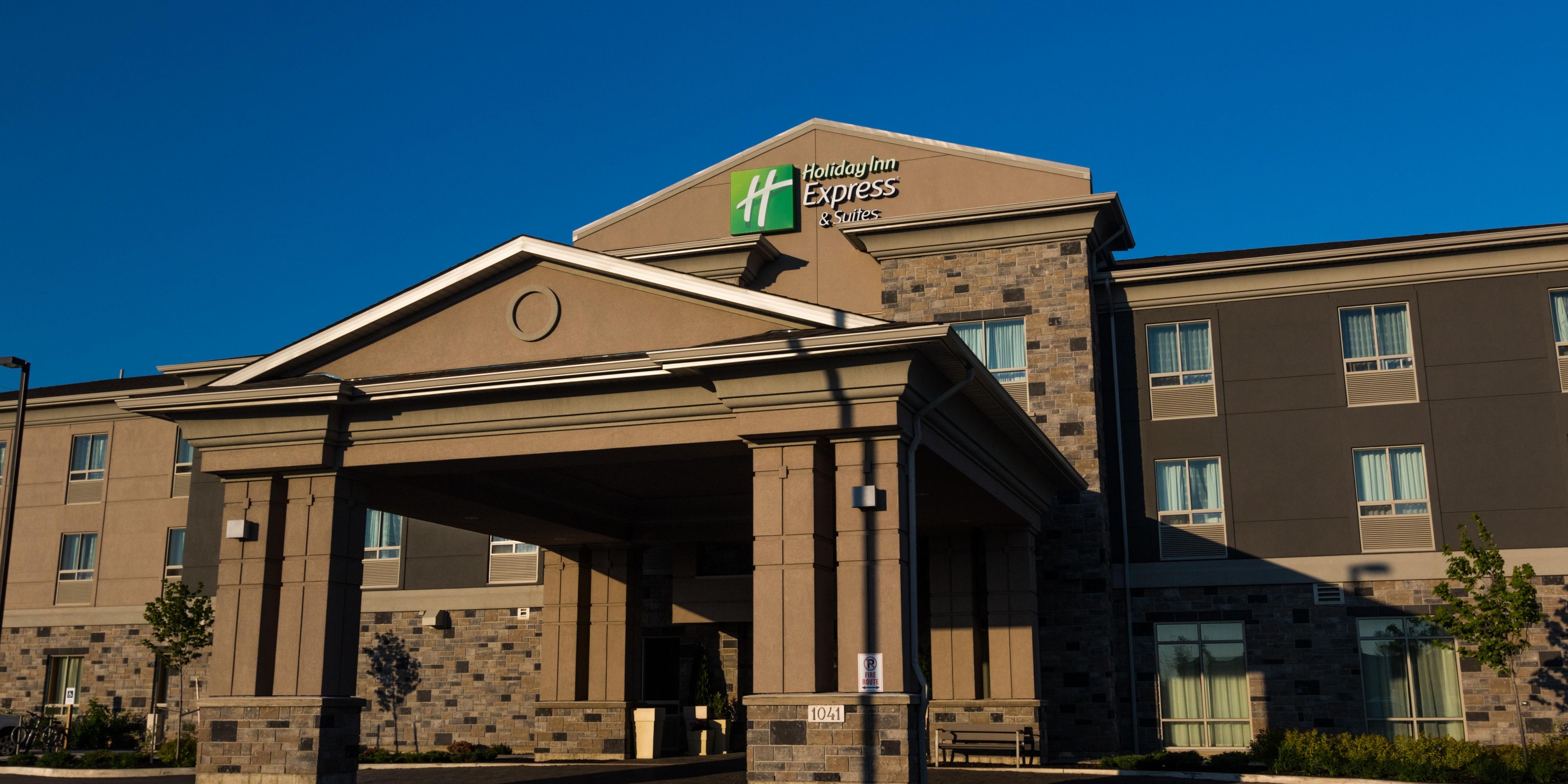 Holiday Inn Express & Suites Thunder Bay