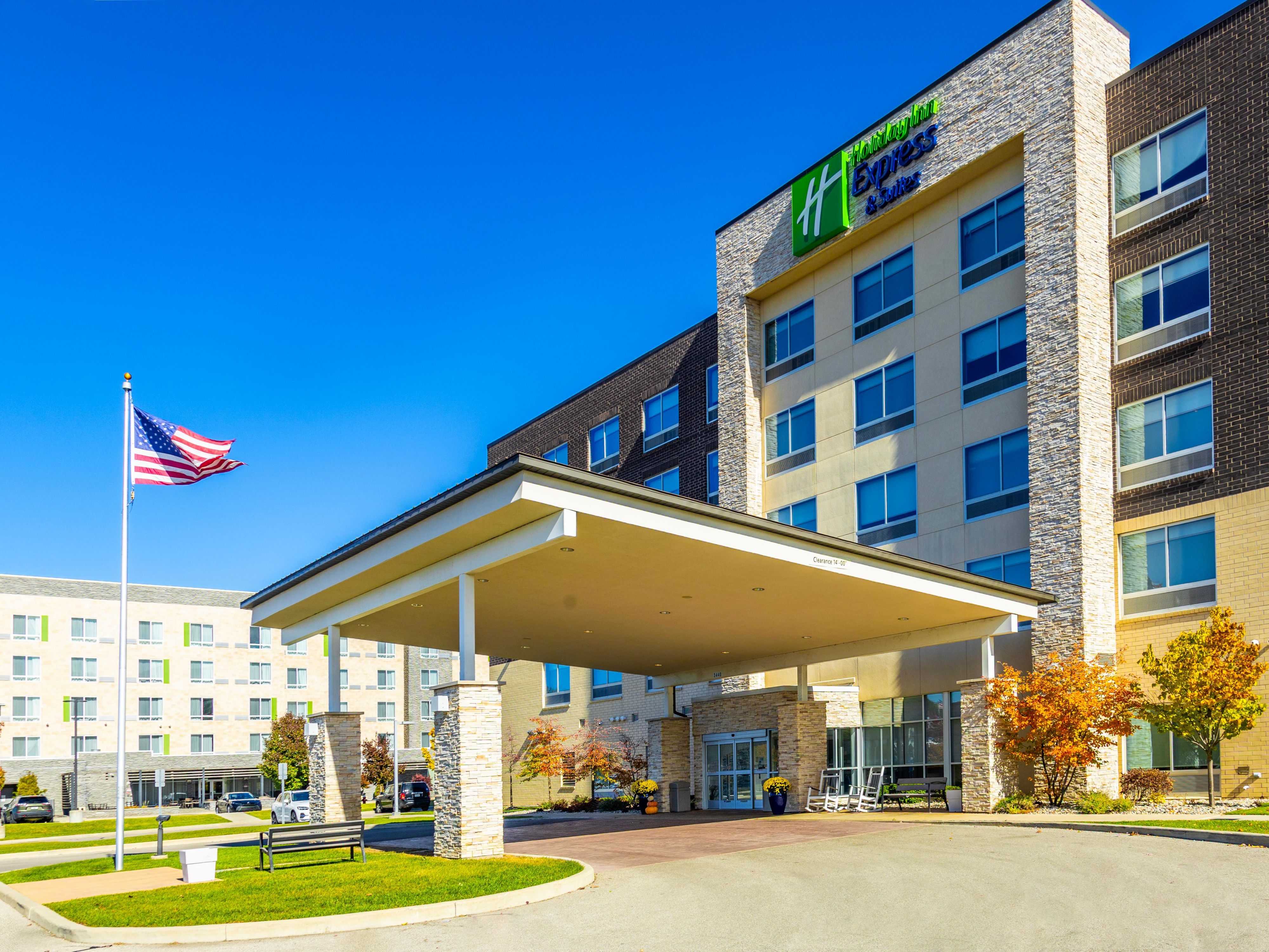Relax, explore, and enjoy thoughtful amenities at our Toledo hotel. Fuel your day with our complimentary Express Start® Breakfast buffet, get energized in our 24-hour fitness center, and relax at our indoor pool. From free Wi-Fi to free parking, we provide everything you need for a stress-free stay.