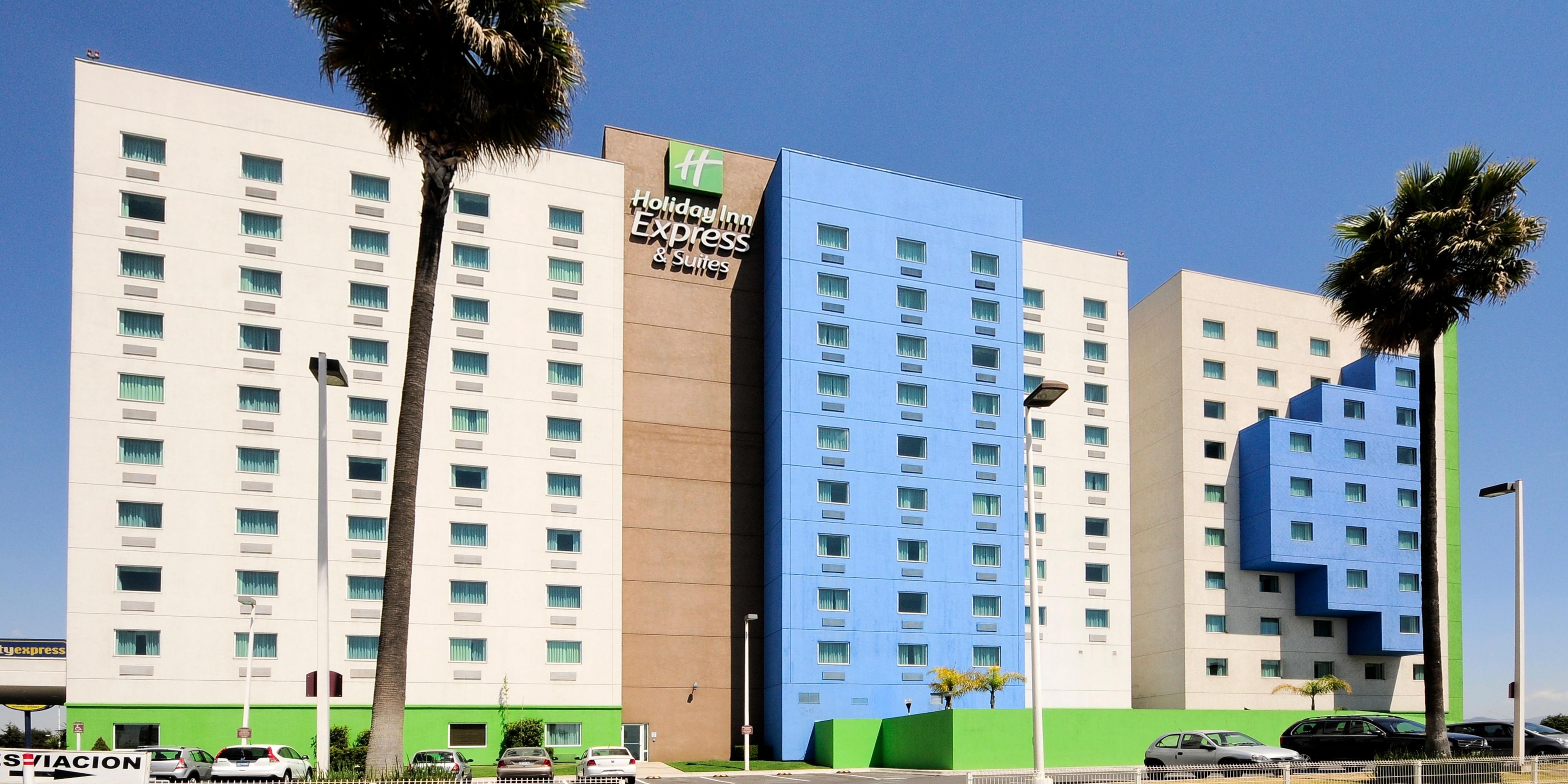 Holiday Inn Express & Suites Toluca Zona Aeropuerto - Toluca,