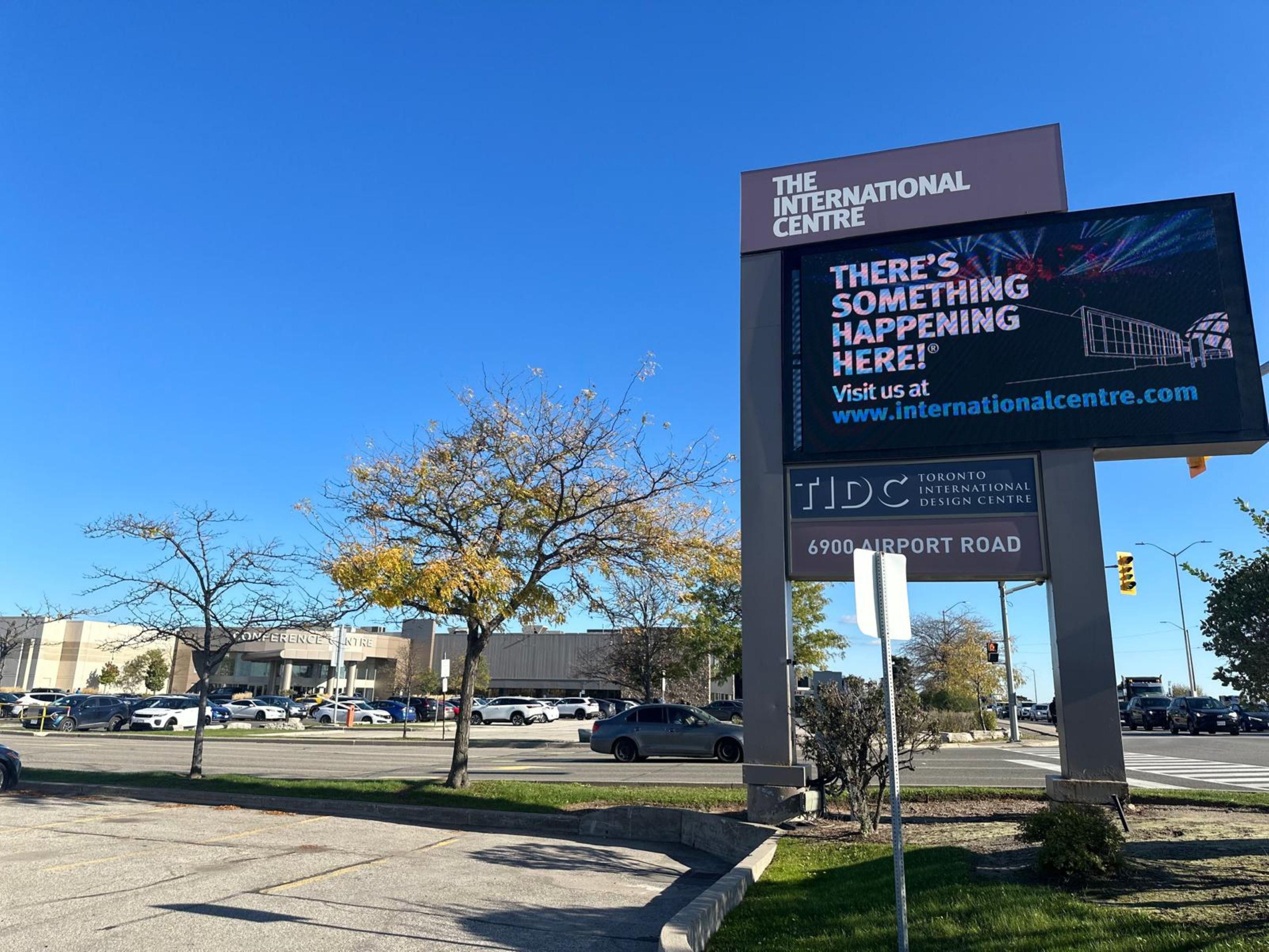 Things to do in Toronto | Holiday Inn Express & Suites Toronto Airport South