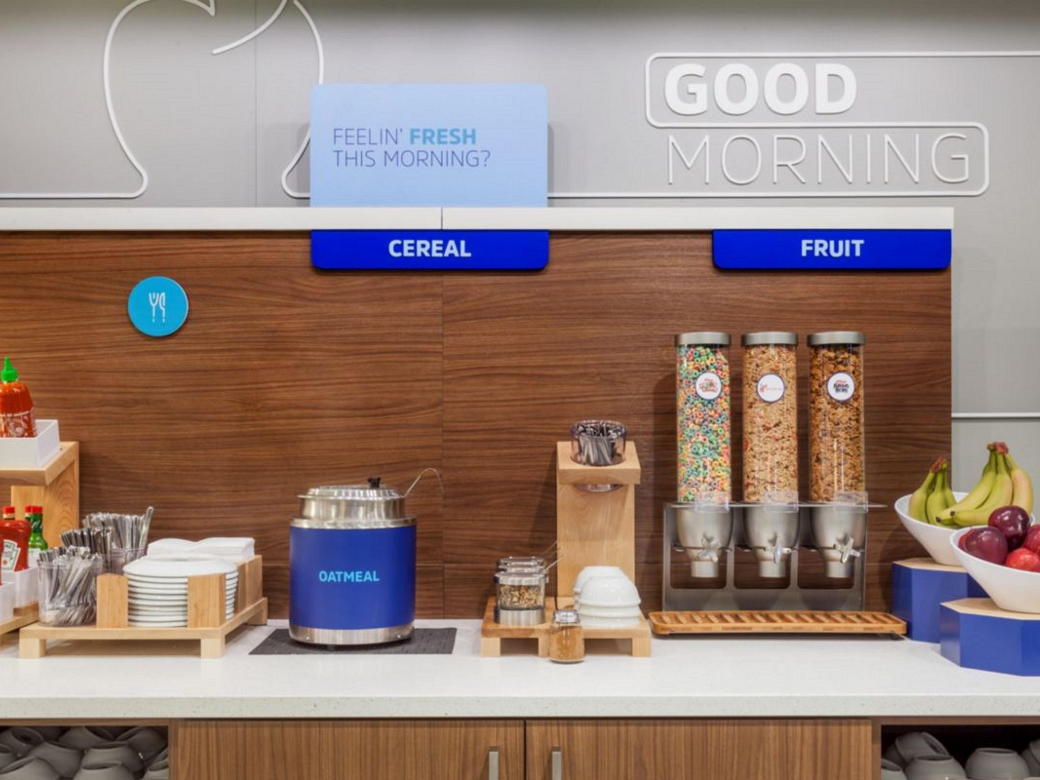 Start your day right with our complimentary breakfast, available from 6:30 AM to 9:30 AM every morning. Enjoy a variety of hot and cold options, including freshly brewed coffee, pastries, and a selection of cereals. Our breakfast area is a great place to plan your day’s activities while enjoying a nutritious meal.
