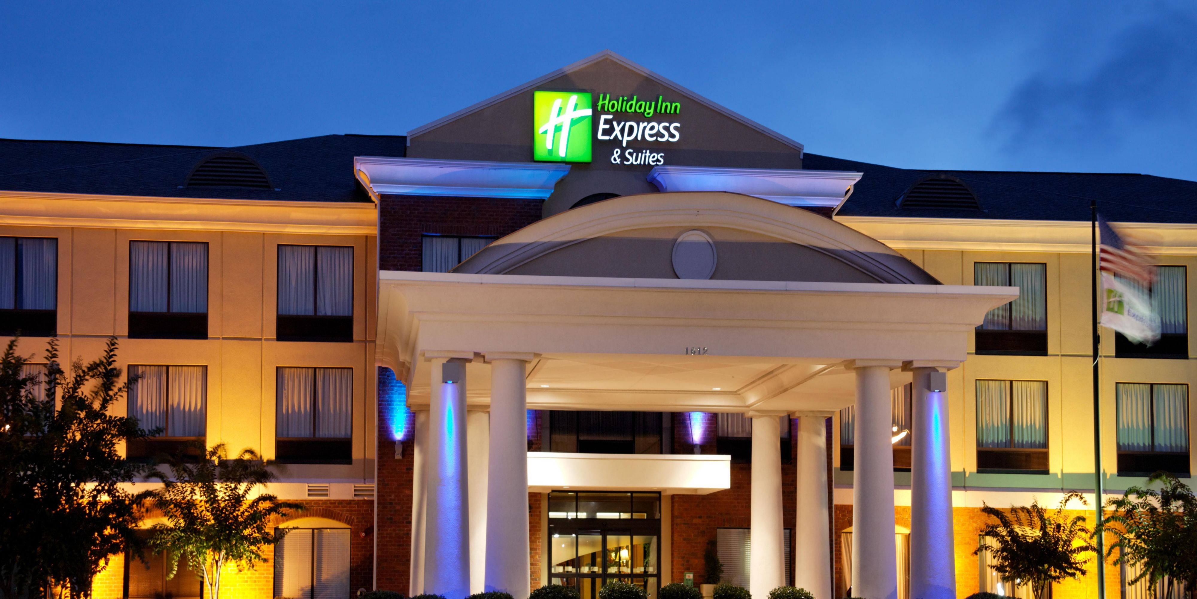 Holiday Inn Express & Suites 图珀洛