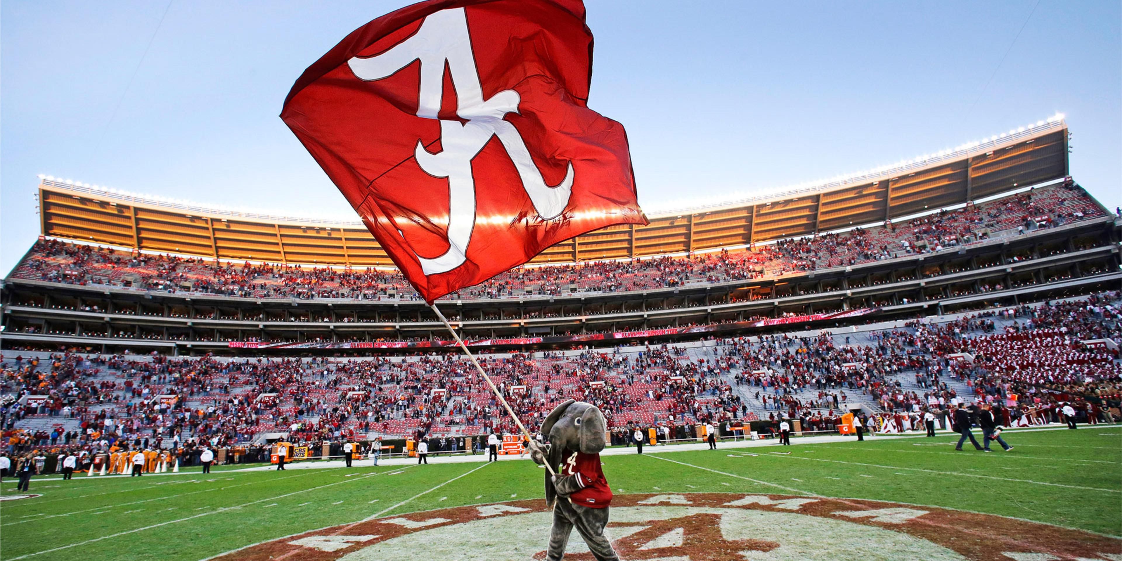 This hotel is only minutes from the "Football Capital of the South." Bryant-Denny Stadium, home to the University of Alabama Crimson Tide football team, is steeped in football history and many of the games legendary players have called this facility home. Whether visitors are here for football games or visiting campus, this is a fantastic location!