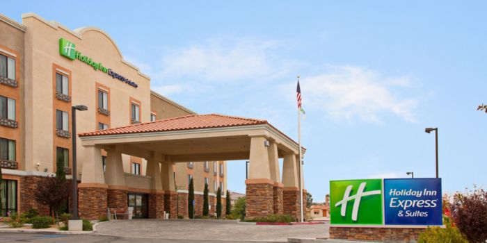 Holiday Inn Express & Suites Twentynine Palms- Joshua Tree