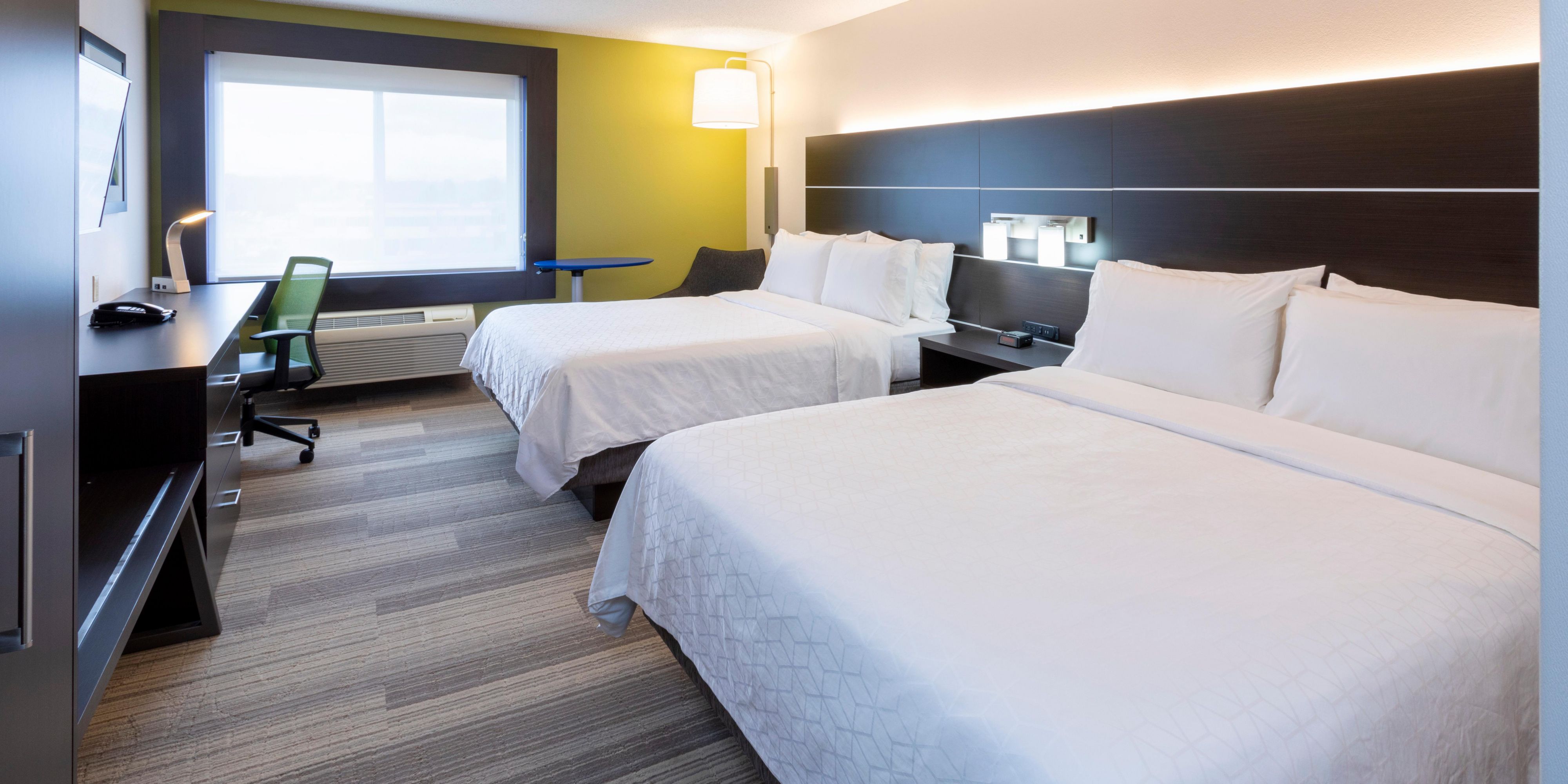 See one of the many live concerts at the Myth Live, and stay in a comfortable and spacious room! We are only 3 miles from the venue. 