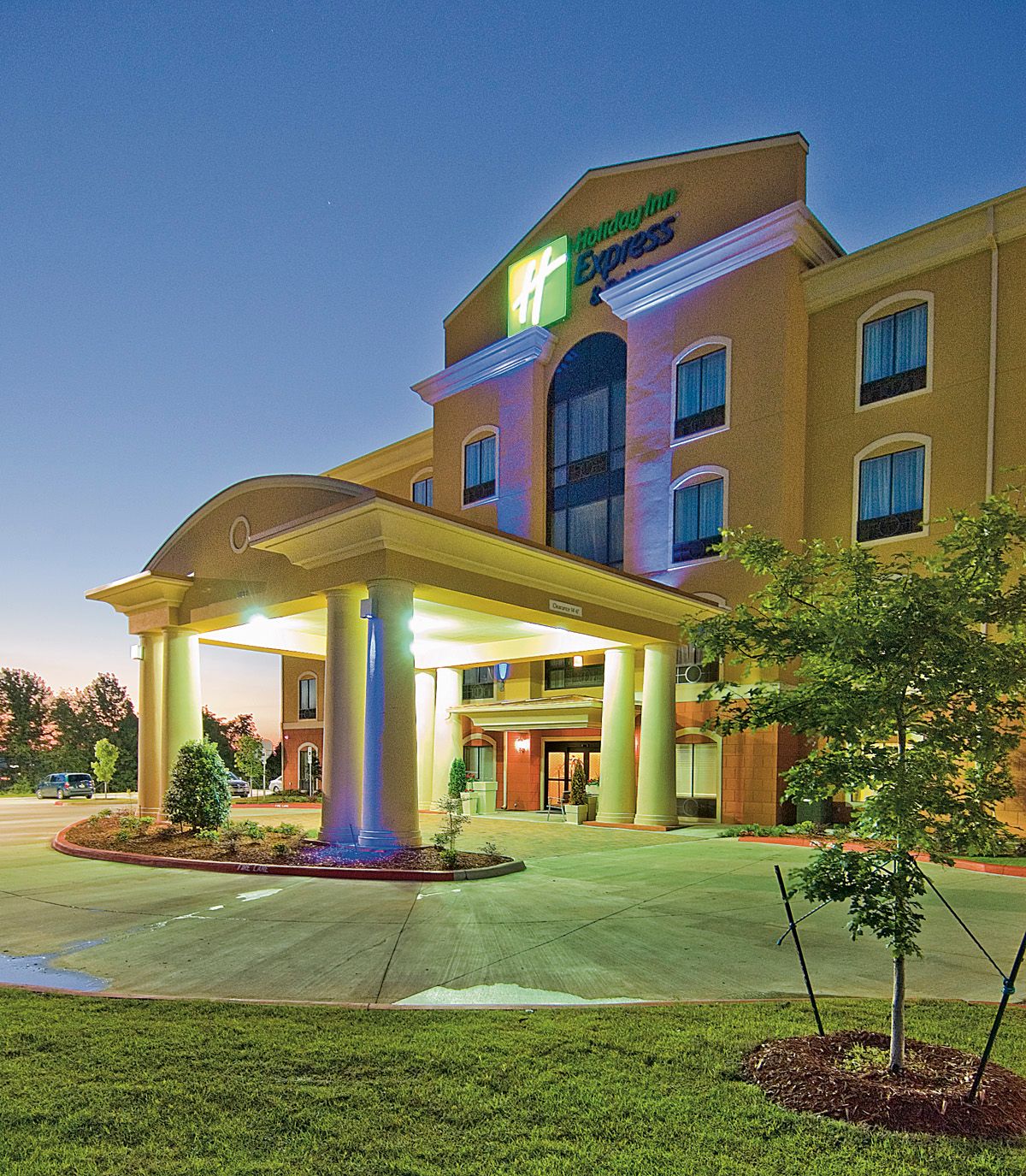 Holiday Inn Express & Suites Van Buren-Ft Smith Area