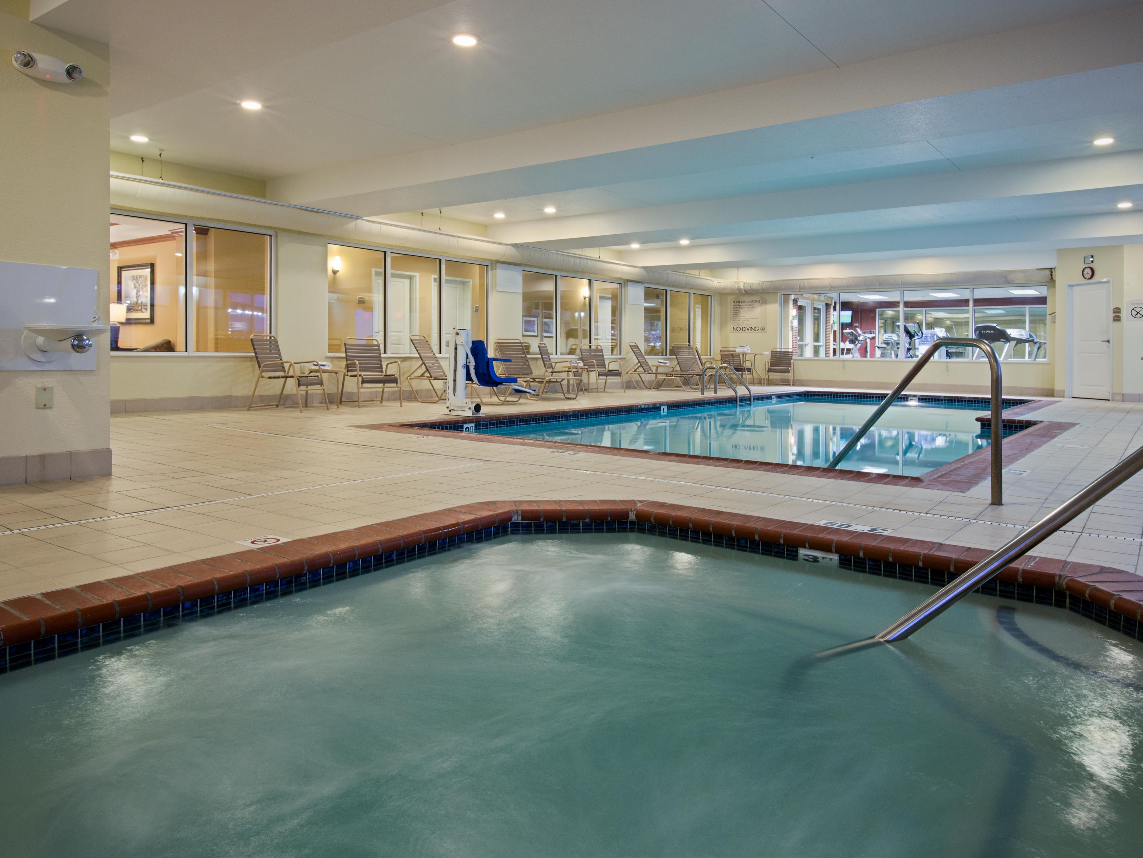 Open from 7 AM to 10 PM, our heated indoor pool and hot tub are available for you to dive in and unwind. Whether you want to take a refreshing dip or relax poolside, our indoor pool is the perfect spot to recharge. 