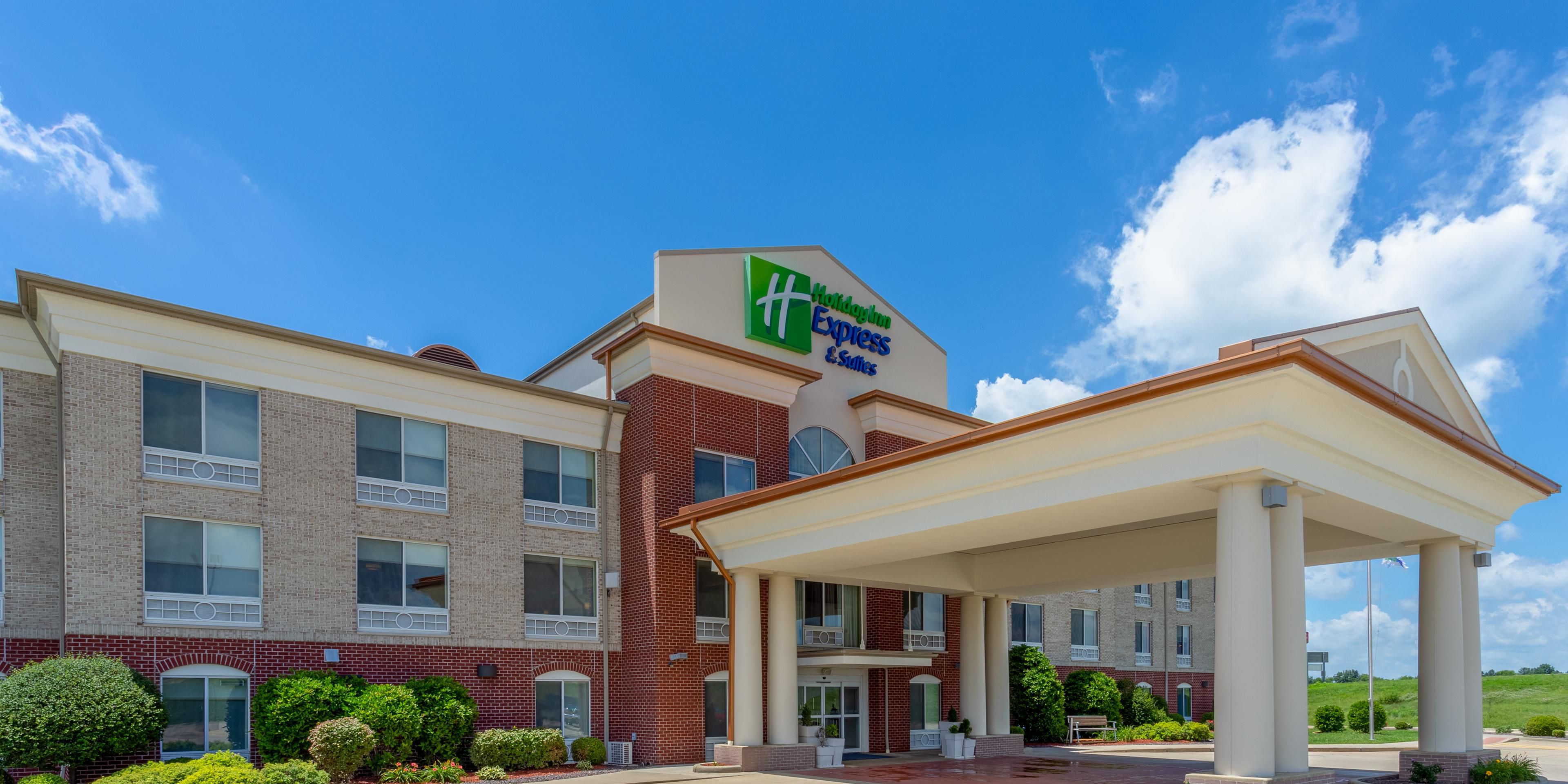 Holiday Inn Express & Suites Vandalia