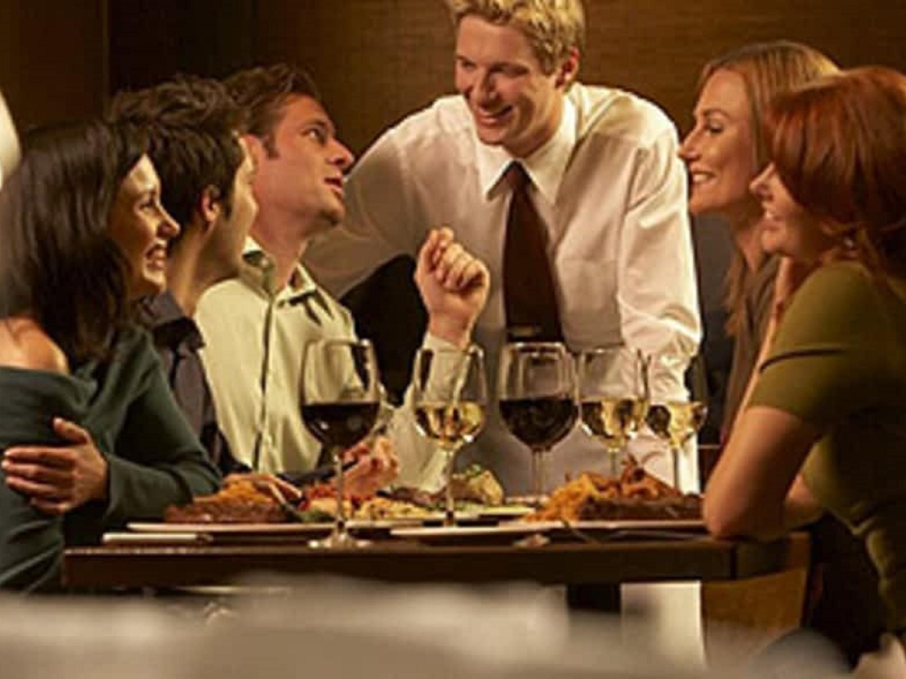Enjoy dining just steps away from the hotel, including the Keg Restaurant + Bar, Fionn MacCool’s, Swiss Chalet, and Osteria Berto.