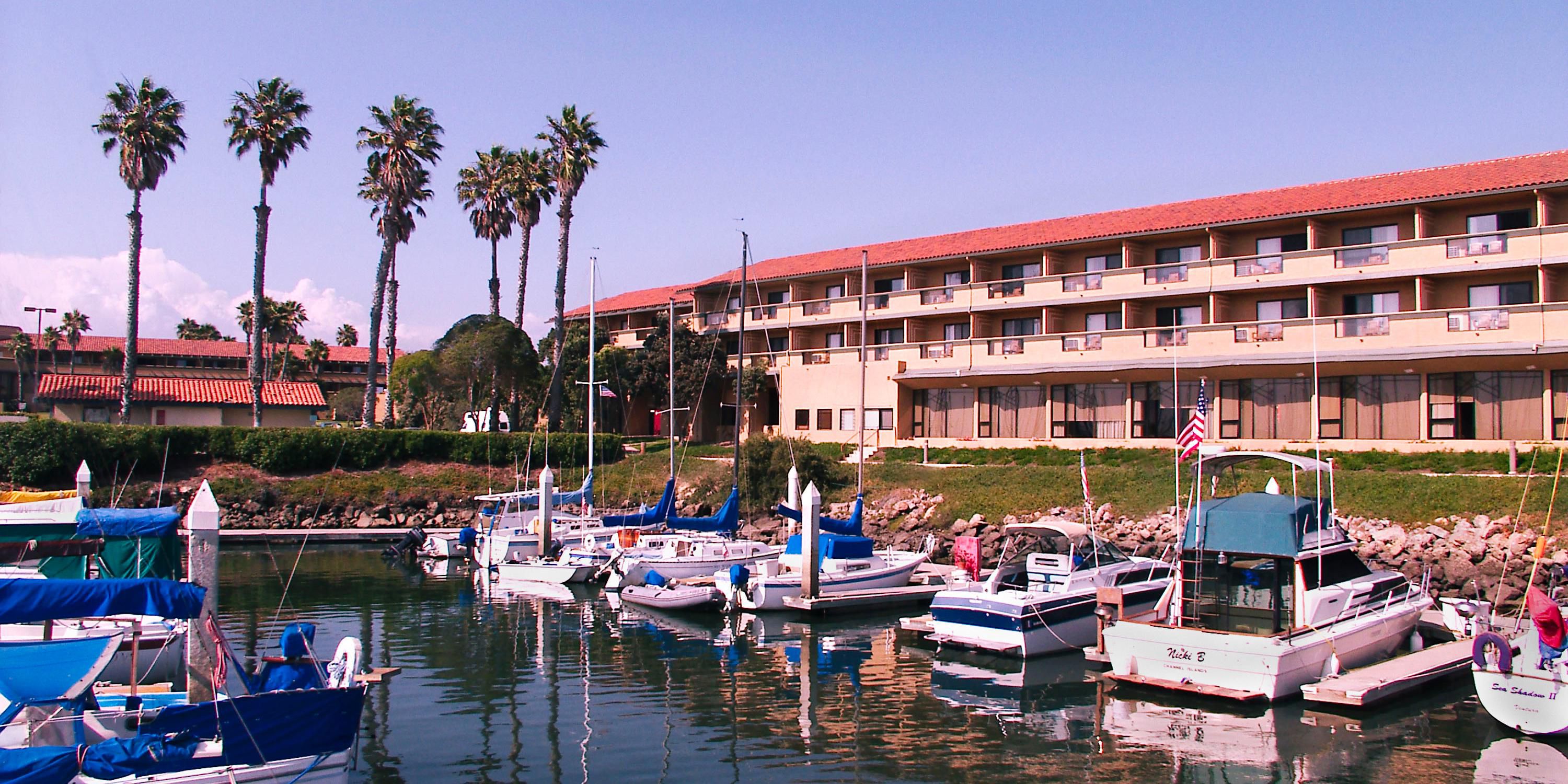 Holiday Inn Express & Suites Ventura Harbor