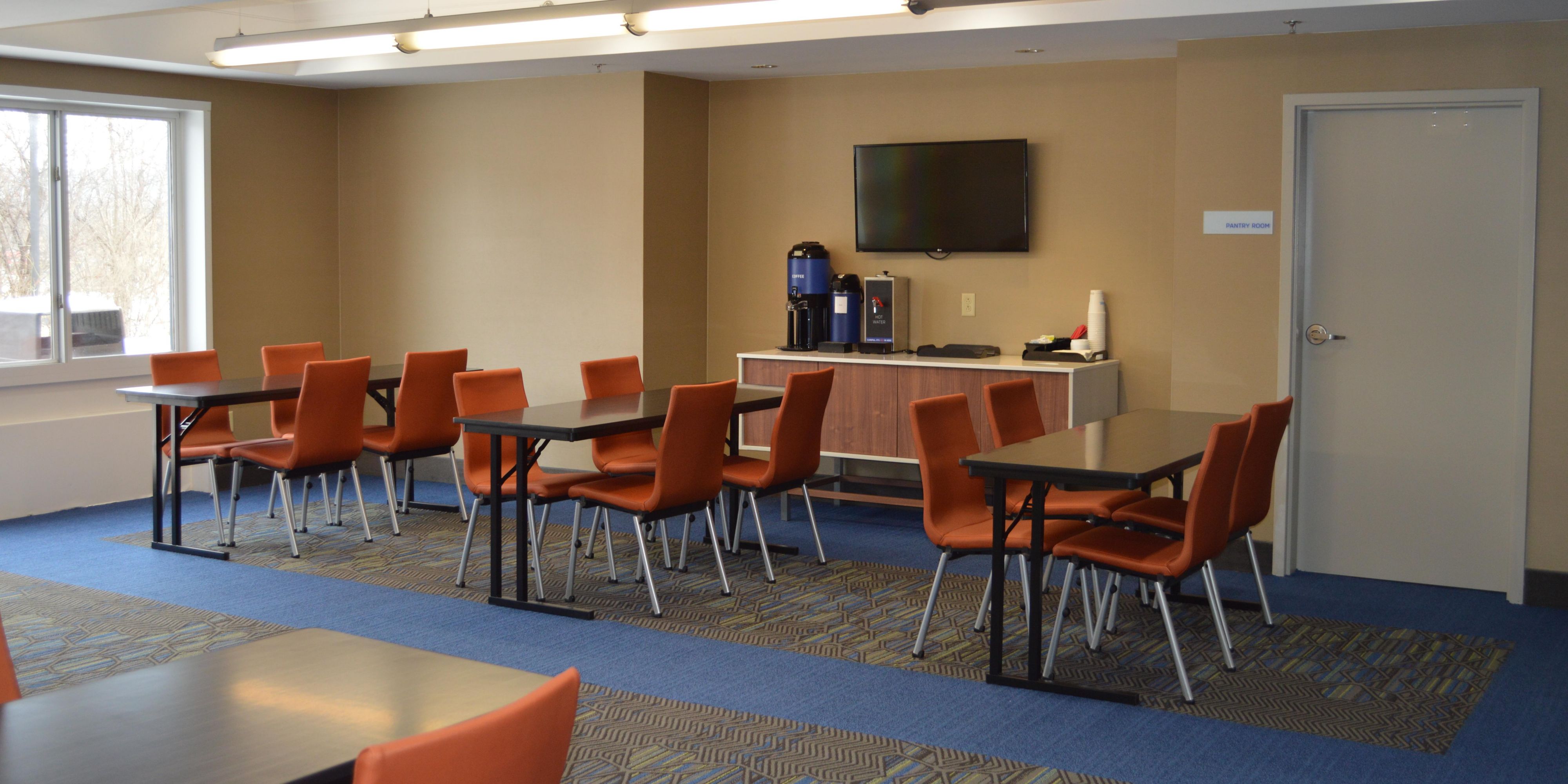 We are ready to welcome you and your meeting! Space available in several configurations, including socially distanced set ups. 