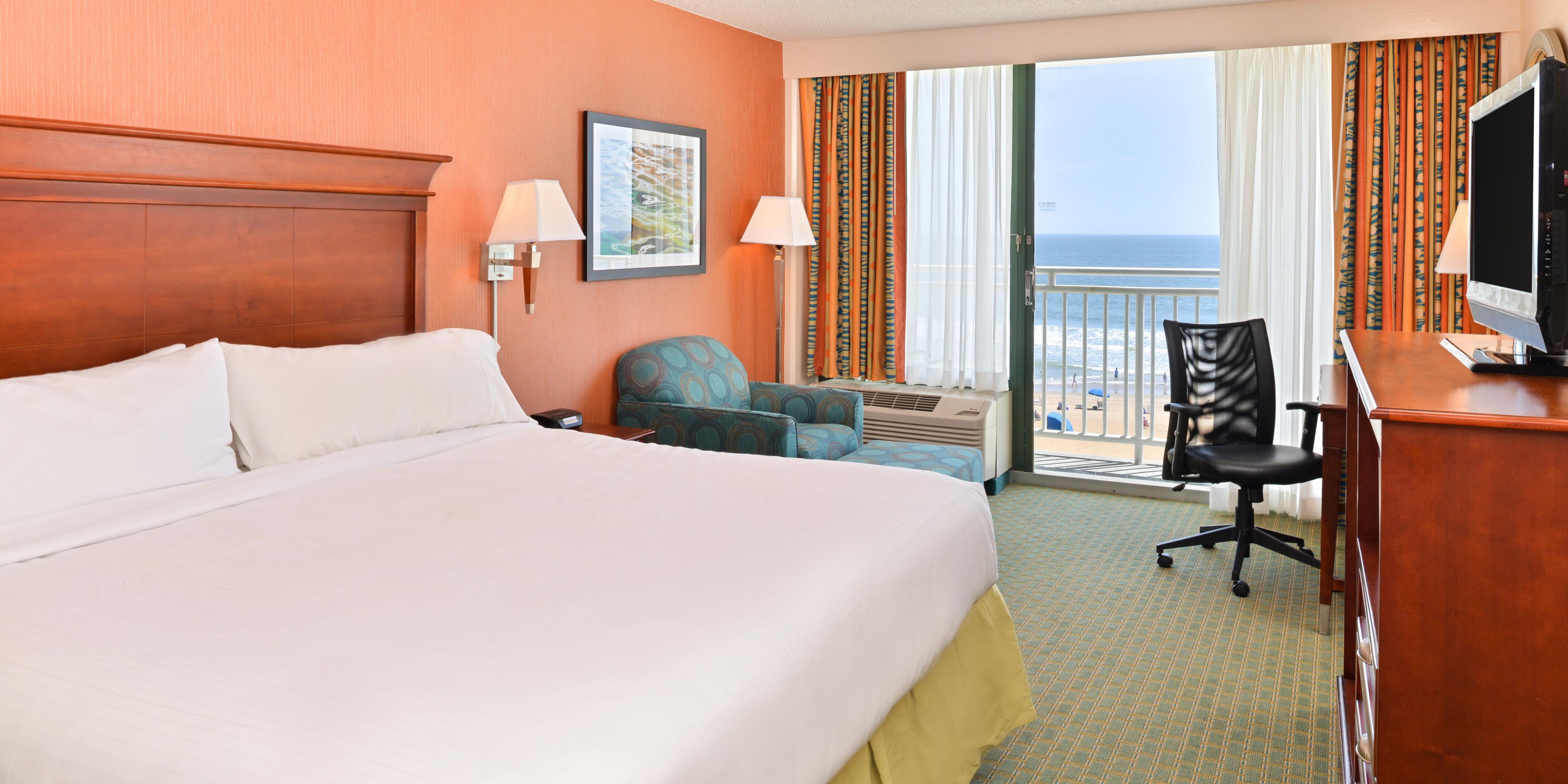 Virginia Beach Oceanfront Hotels Holiday Inn Express Suites Va Beach Oceanfront