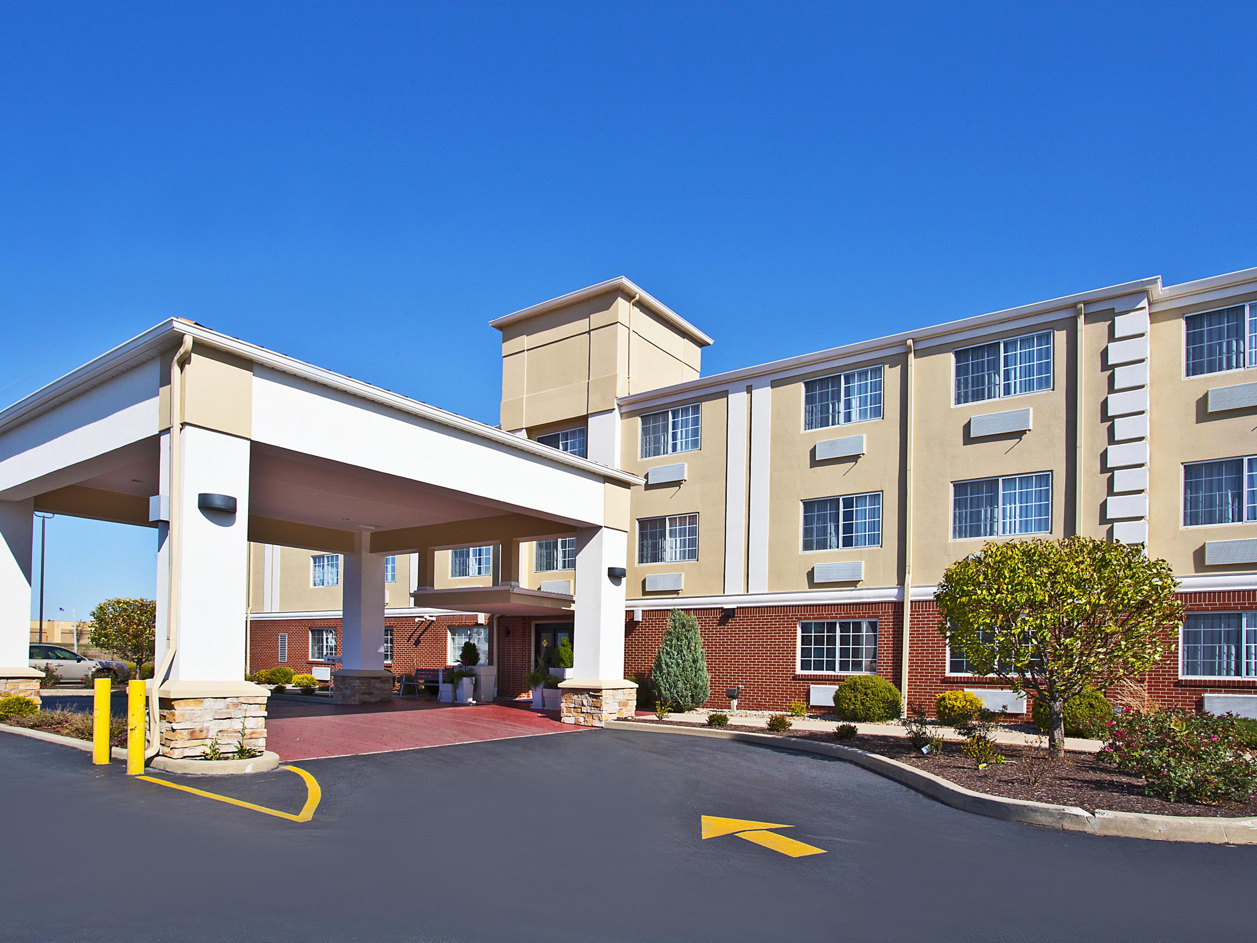 Hotels in South Arlington TX  Holiday Inn Express & Suites