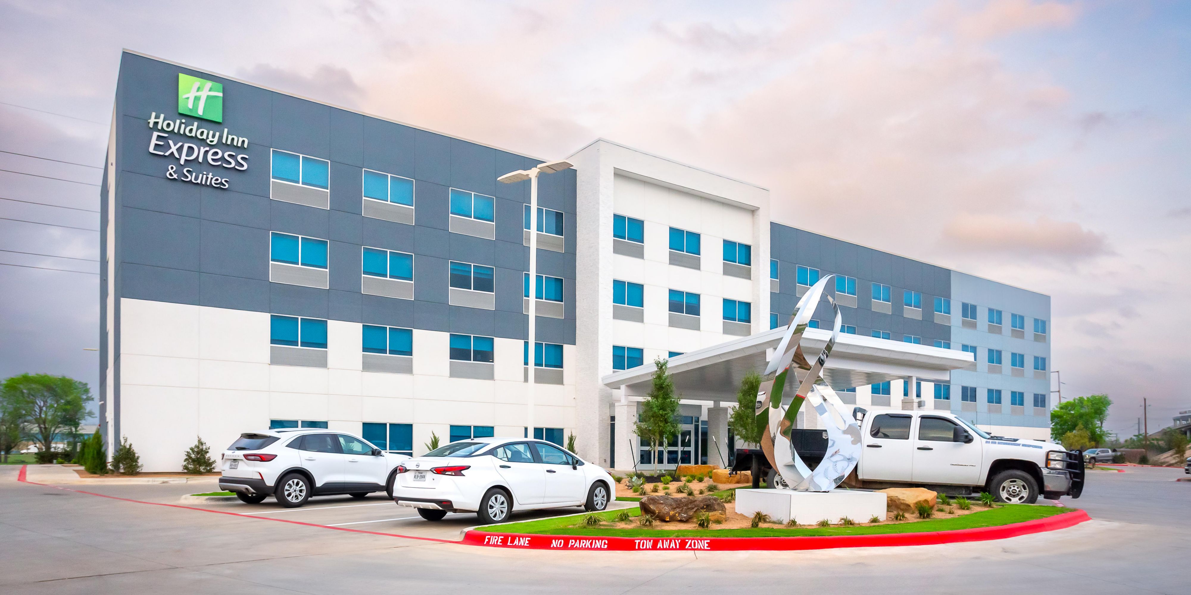 Holiday Inn Express & Suites en el centro de Waco