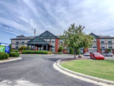 Holiday Inn Express & Suites Wallace-Hwy 41